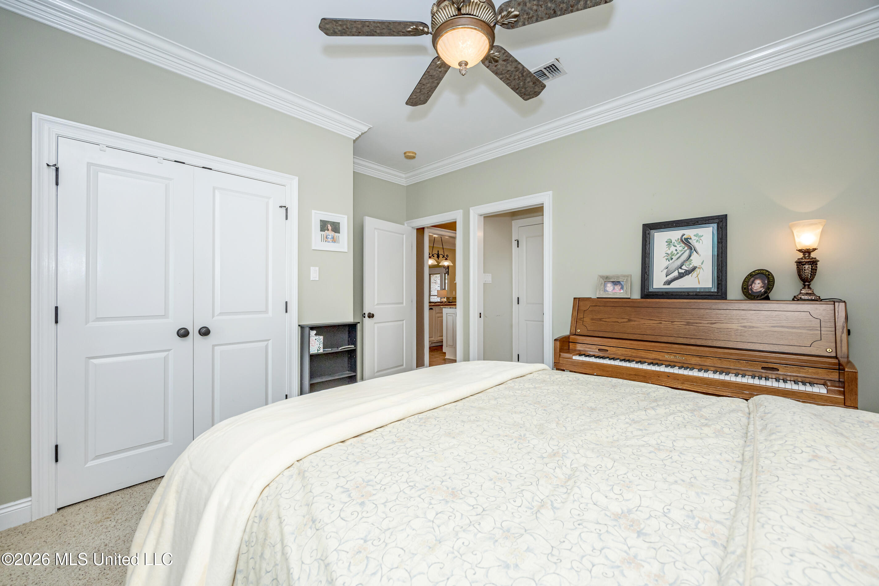 435 E Beach Drive Property Photo 68