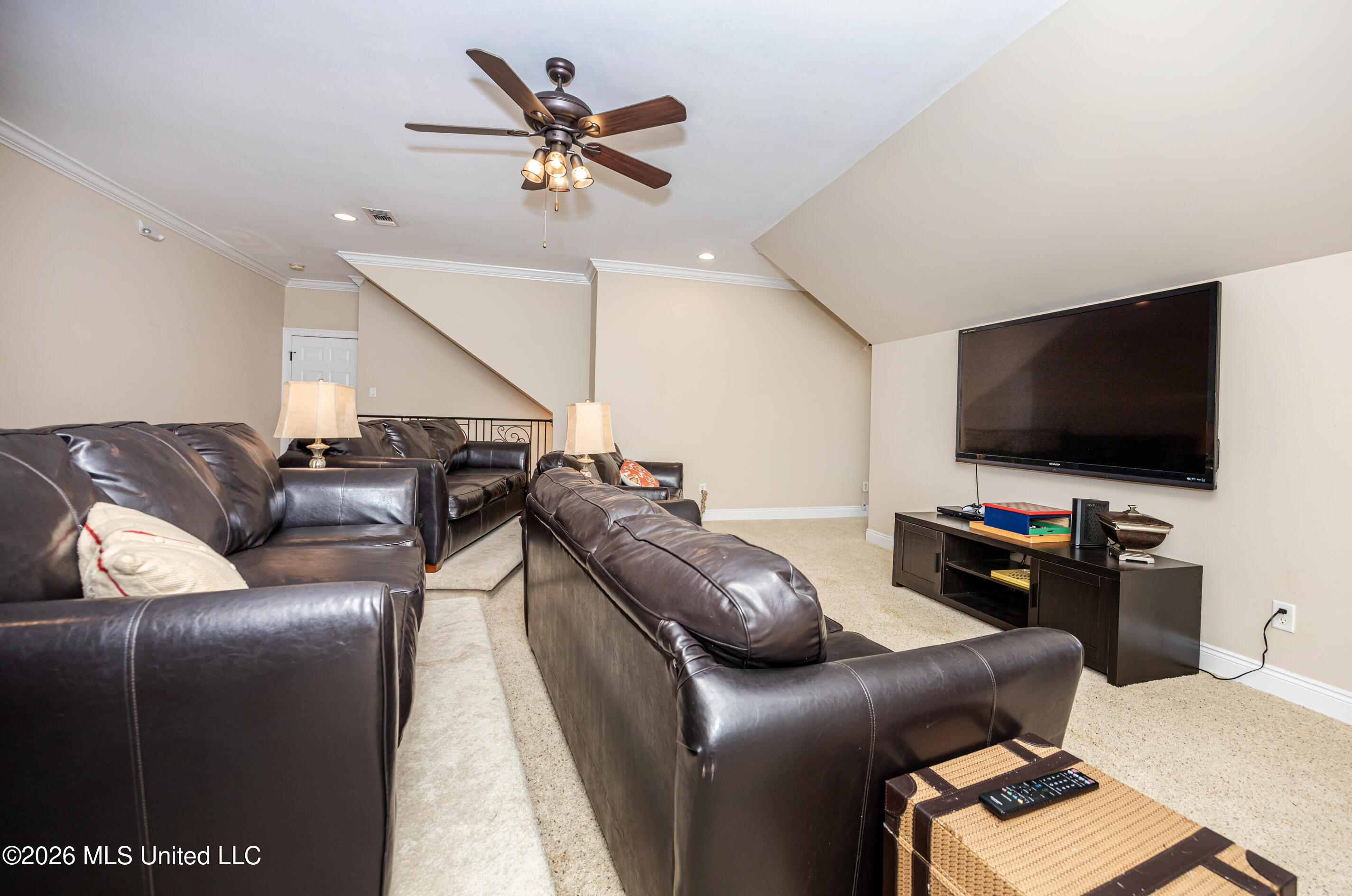 435 E Beach Drive Property Photo 76