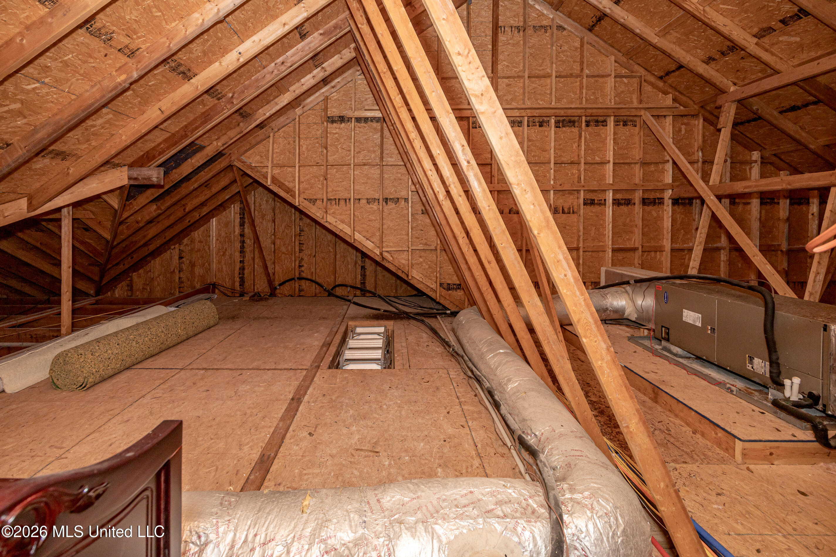 435 E Beach Drive Property Photo 80