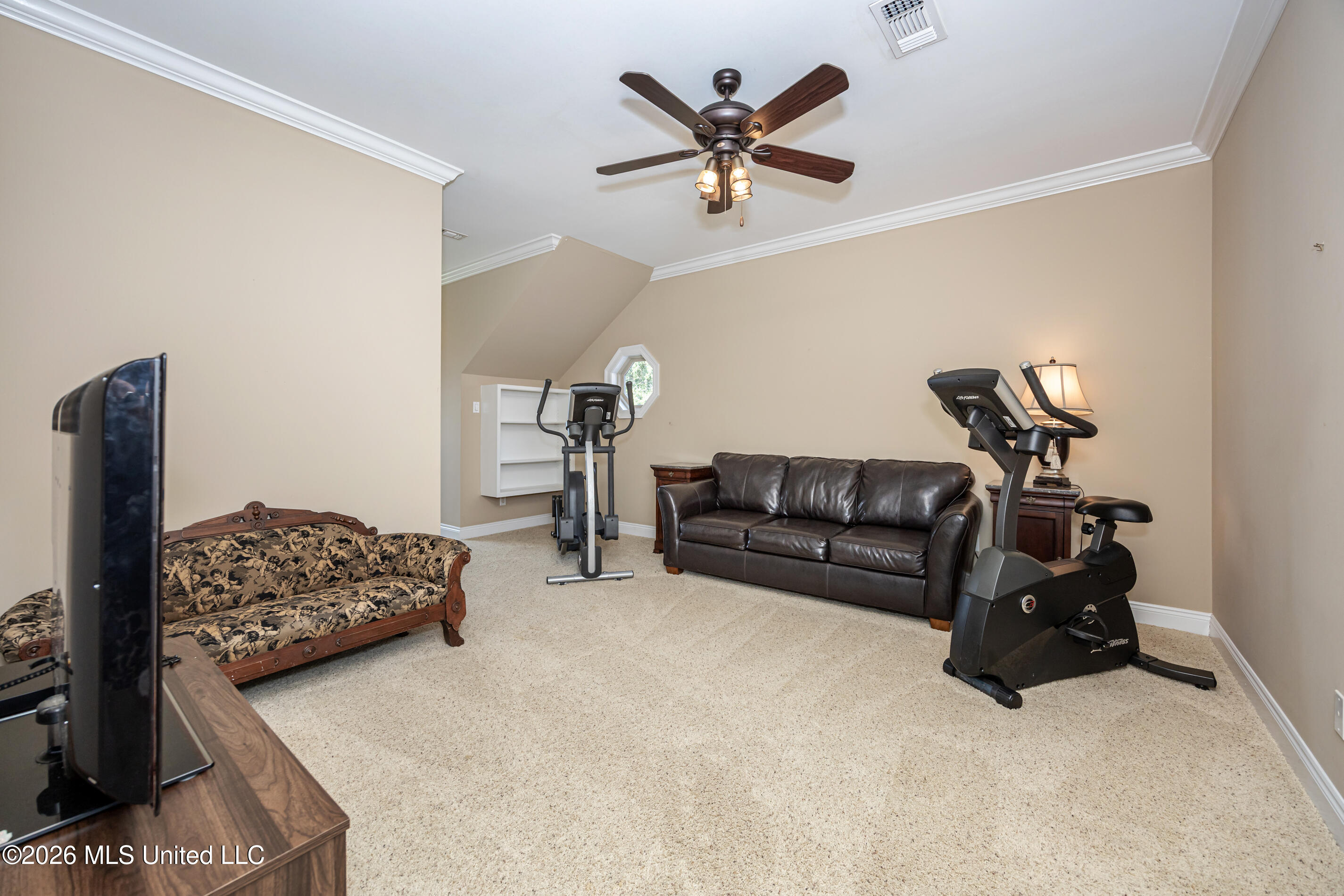 435 E Beach Drive Property Photo 90