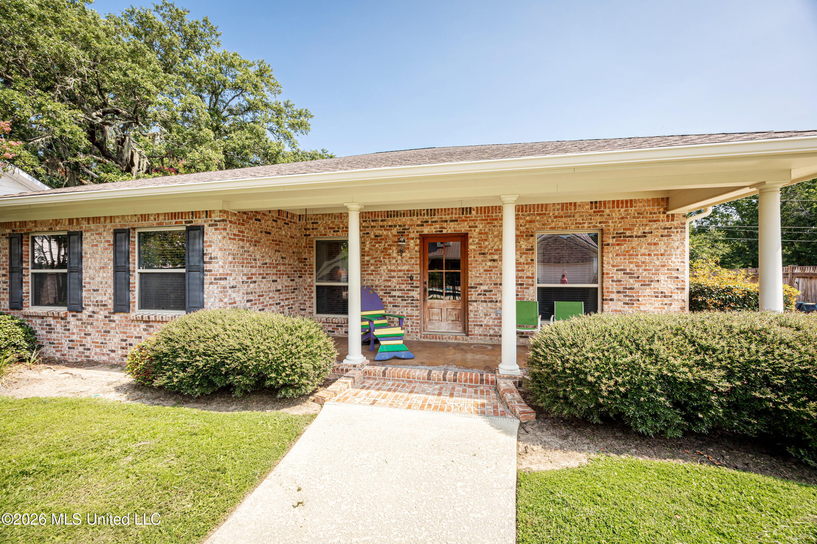 435 E Beach Drive Property Photo 108