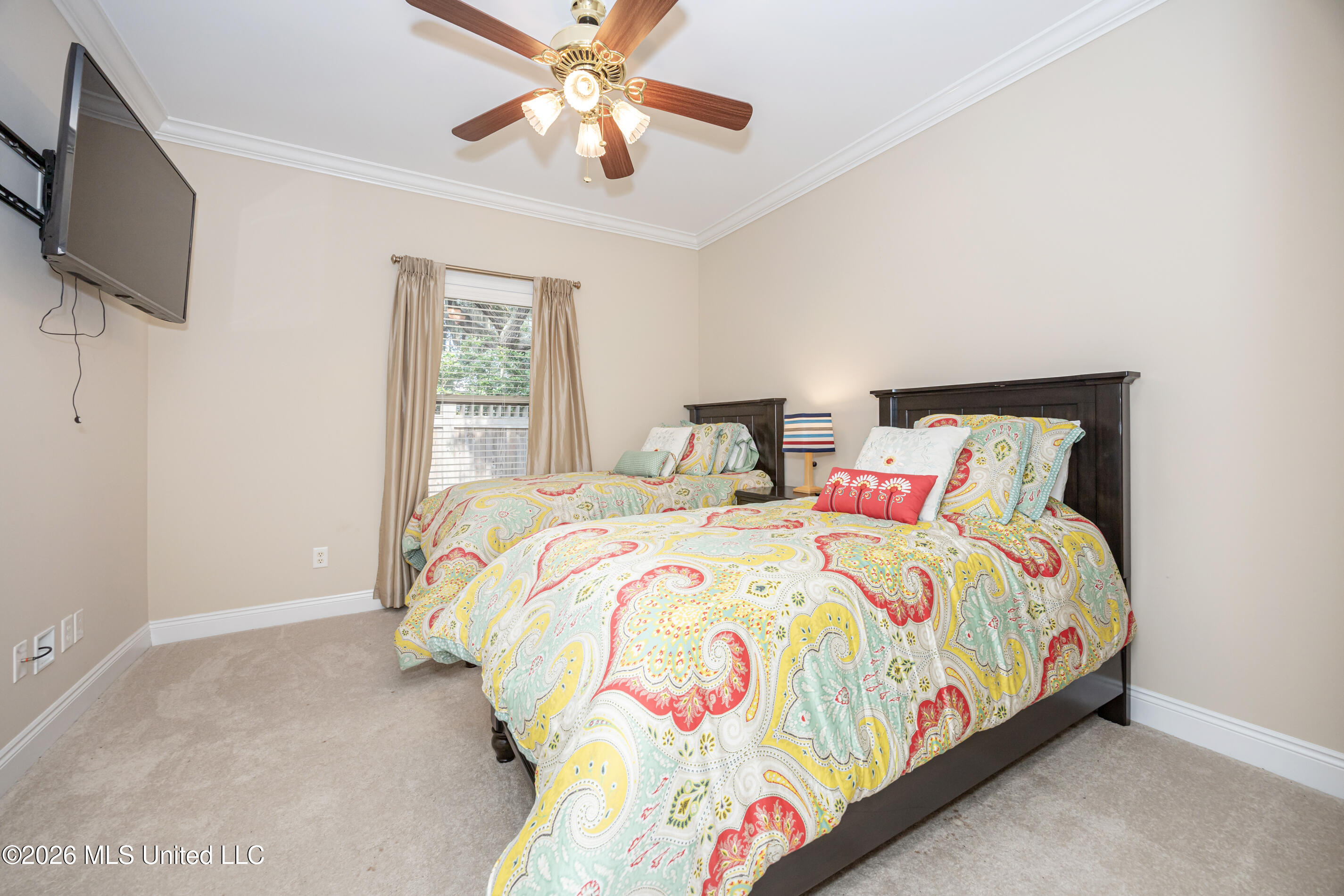 435 E Beach Drive Property Photo 131