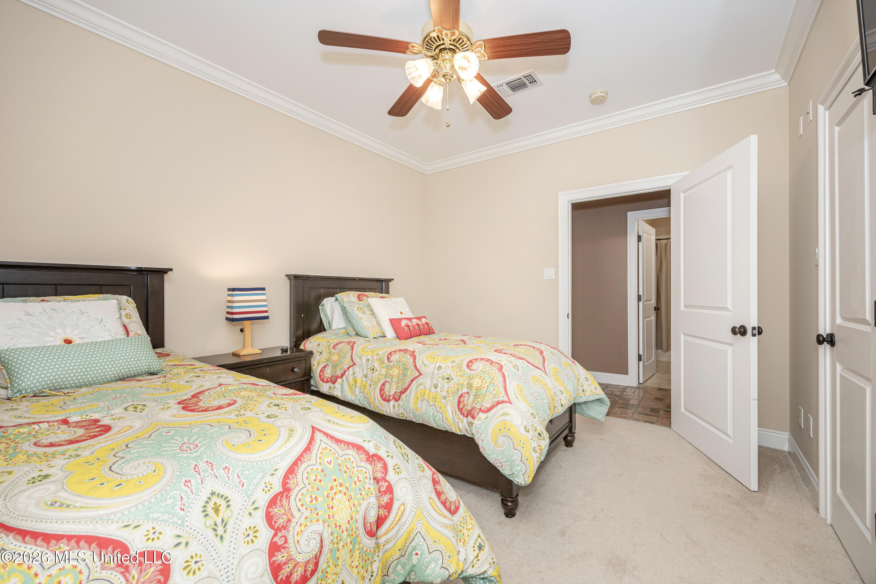 435 E Beach Drive Property Photo 132