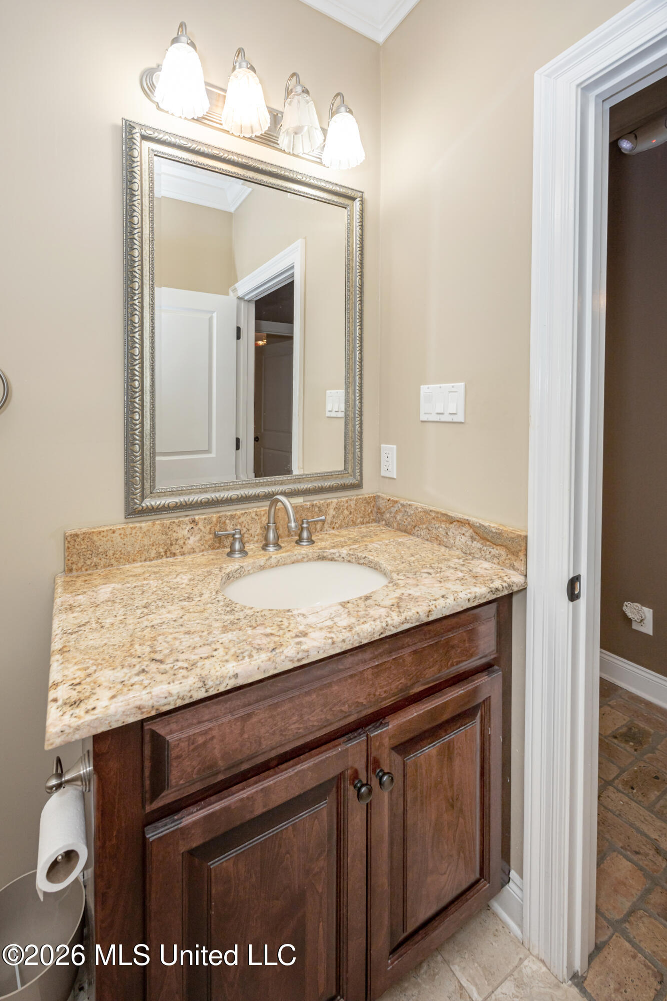 435 E Beach Drive Property Photo 134