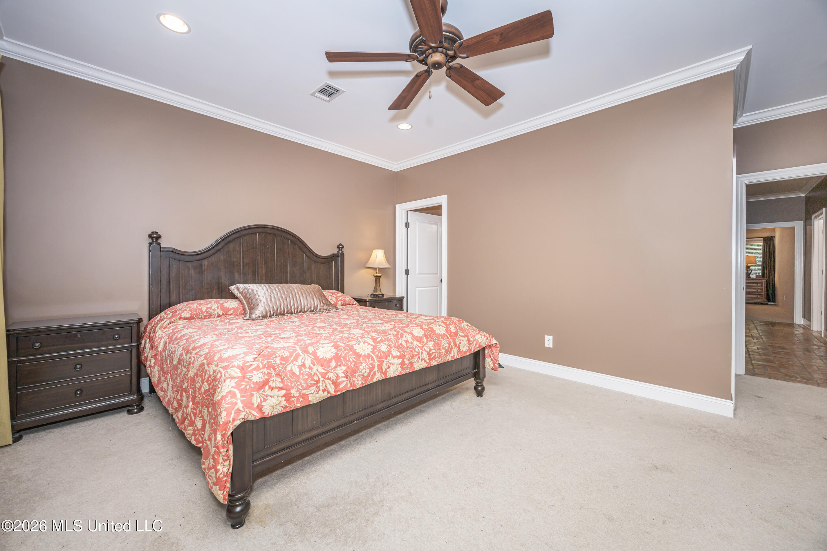 435 E Beach Drive Property Photo 136