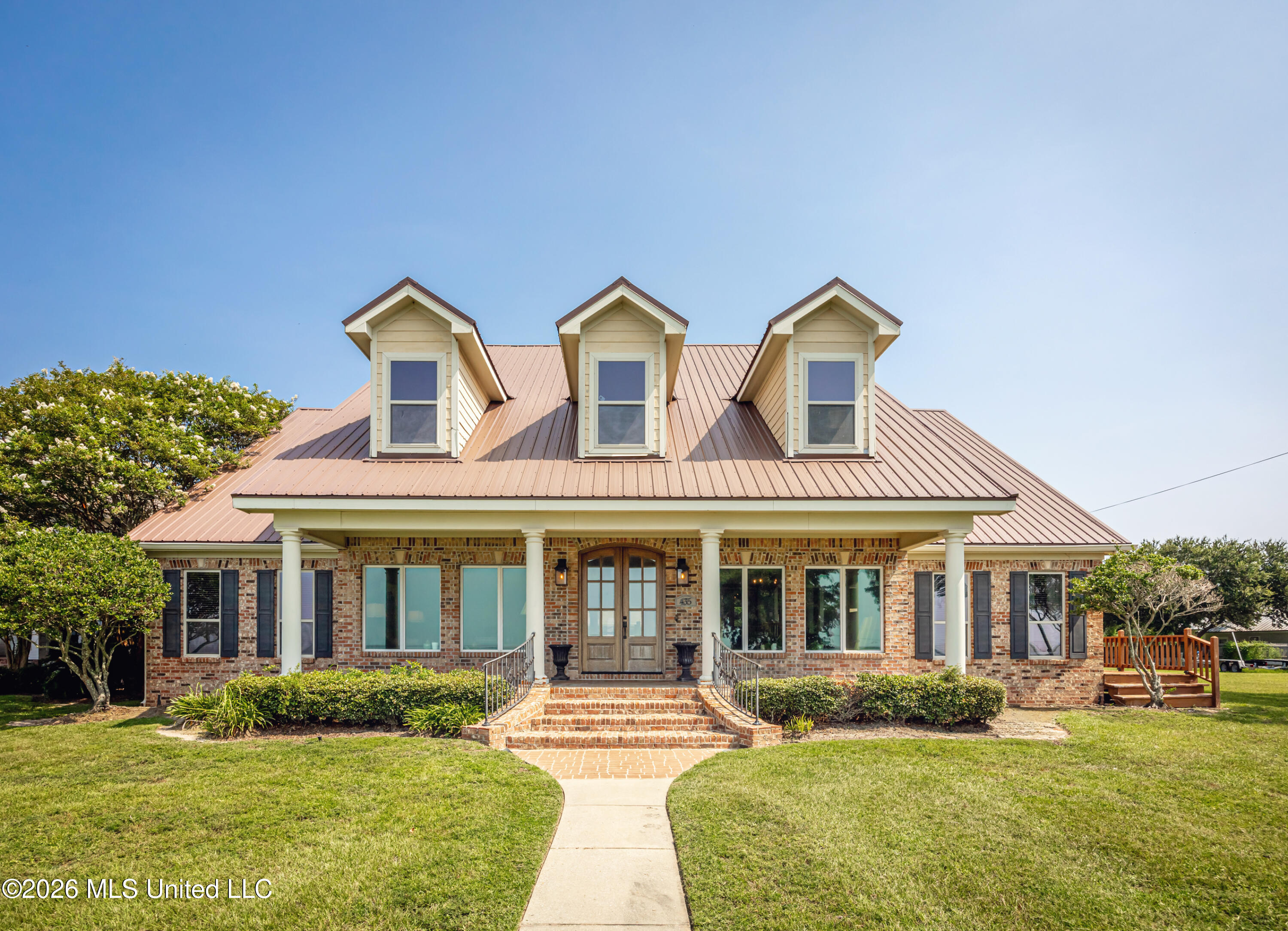 435 E Beach Drive Property Photo 152