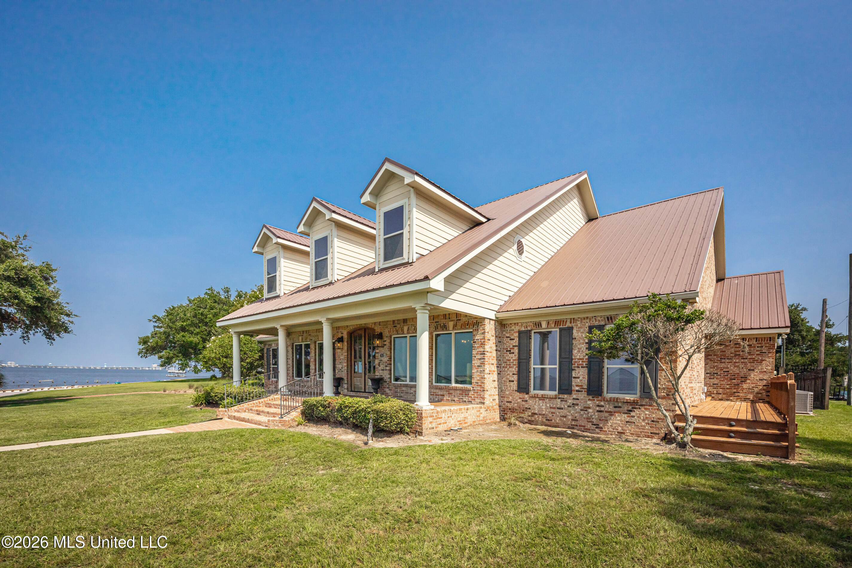435 E Beach Drive Property Photo 154