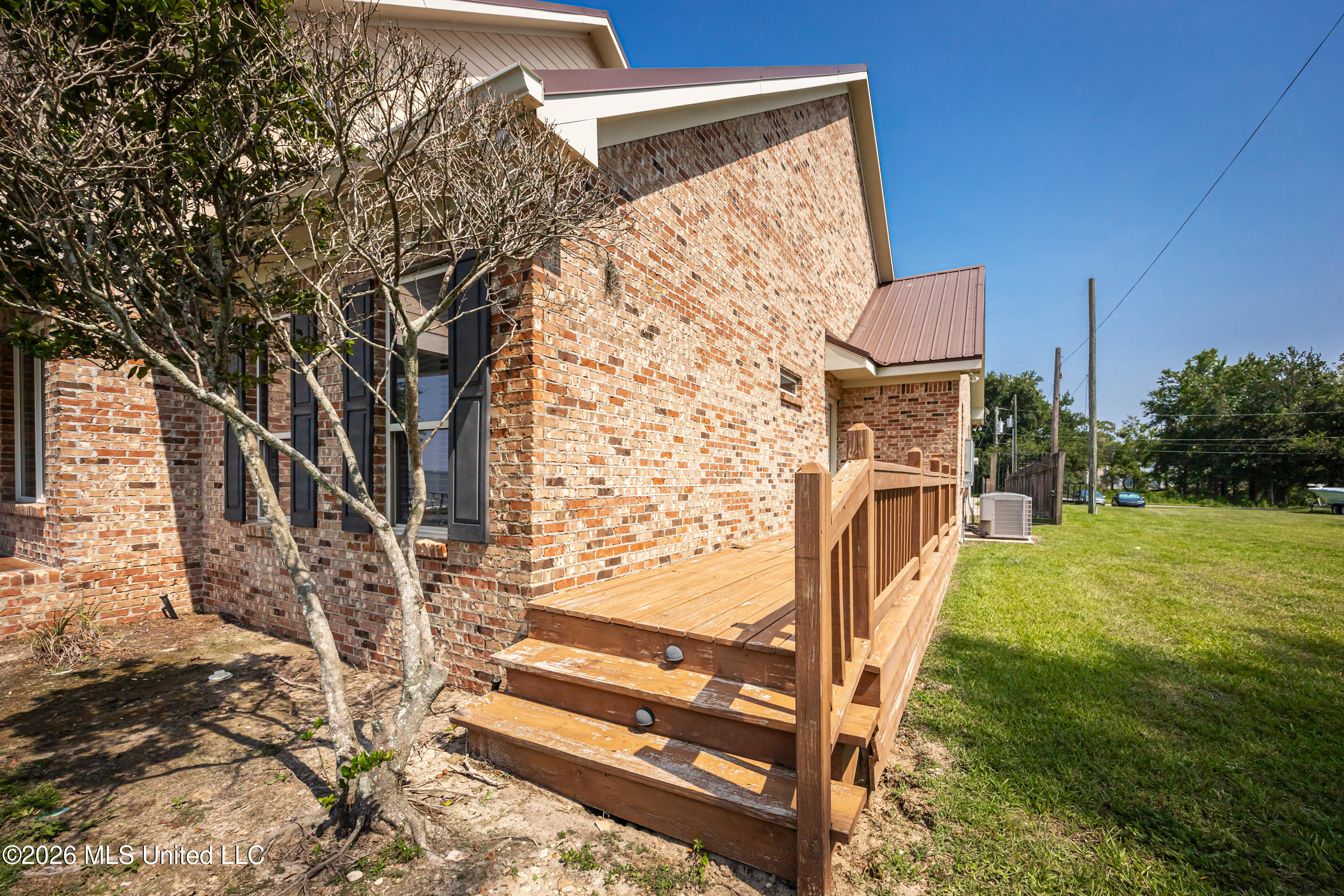 435 E Beach Drive Property Photo 155
