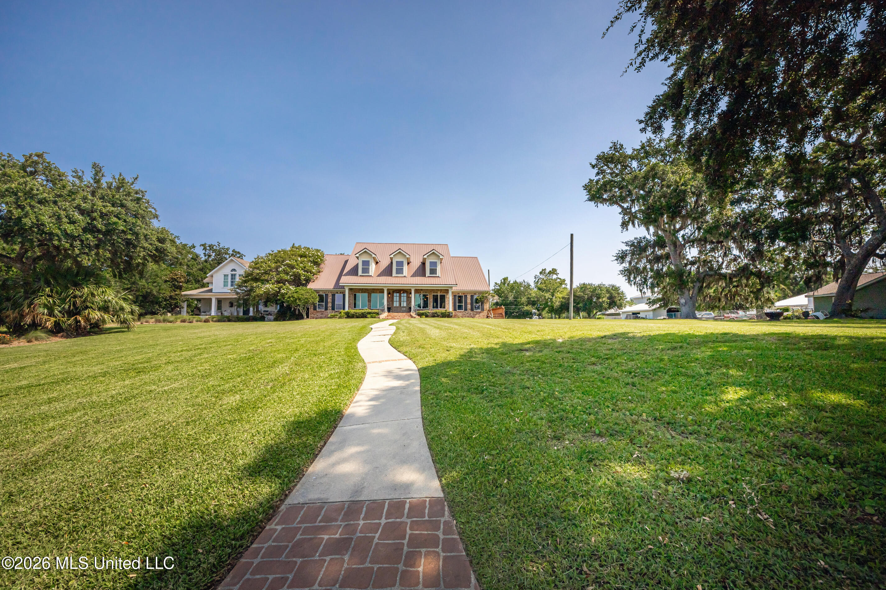 435 E Beach Drive Property Photo 163
