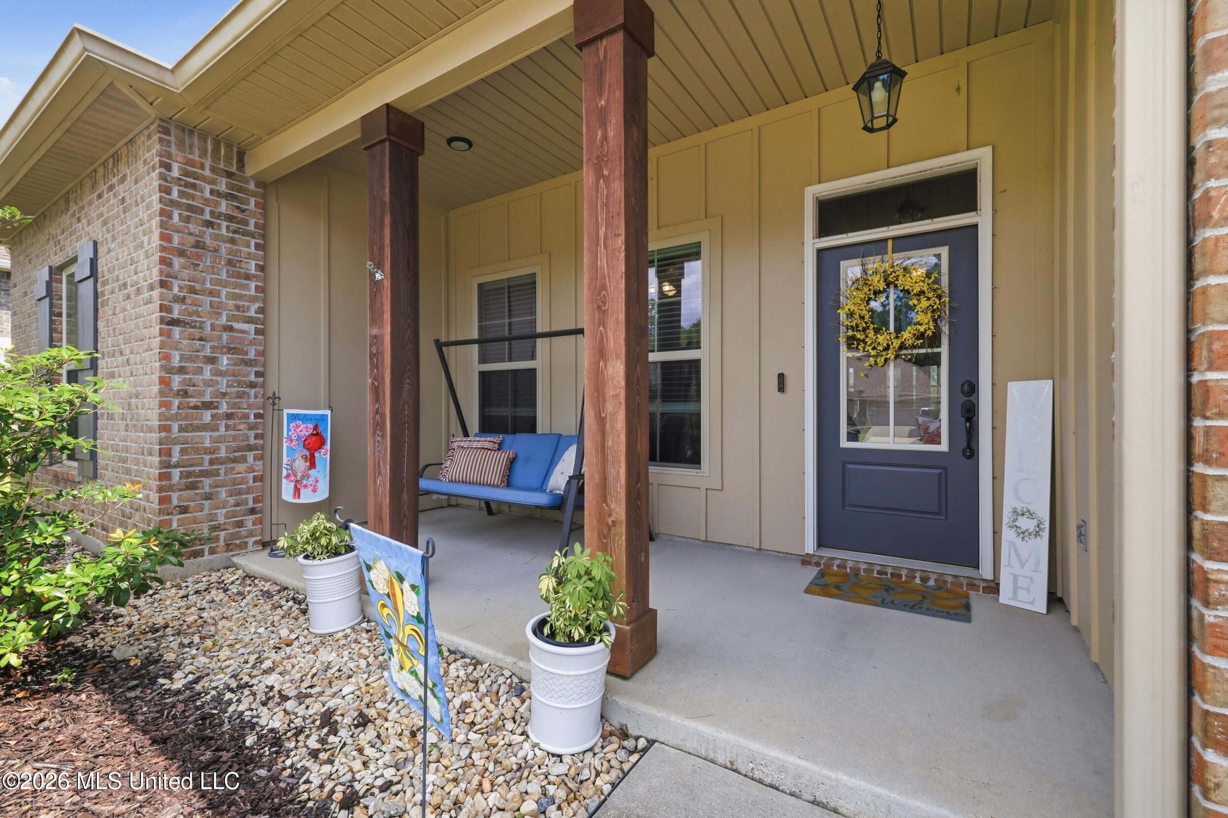 9225 Natures Trail Property Photo 3