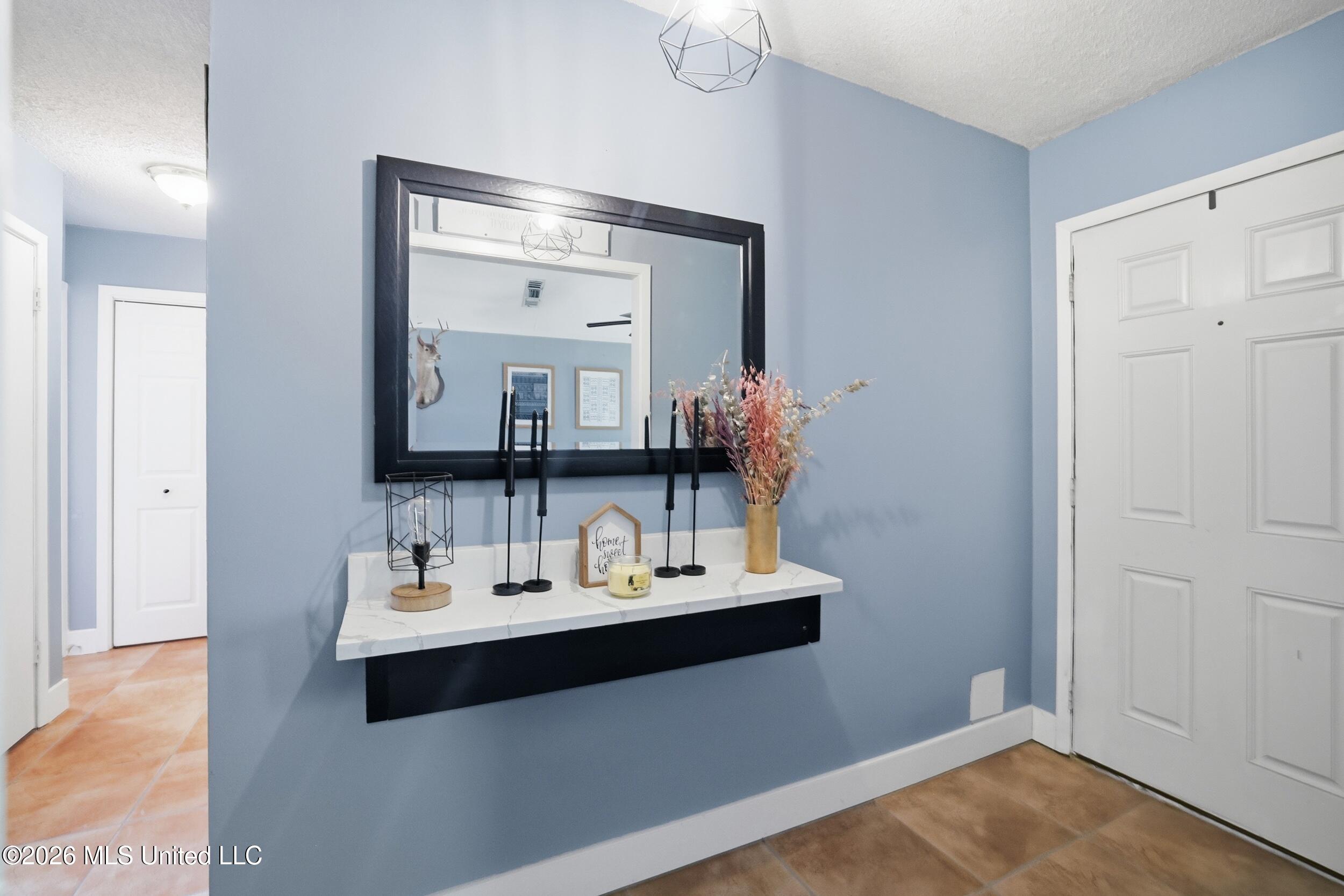 14483 Oneal Road Property Photo 6