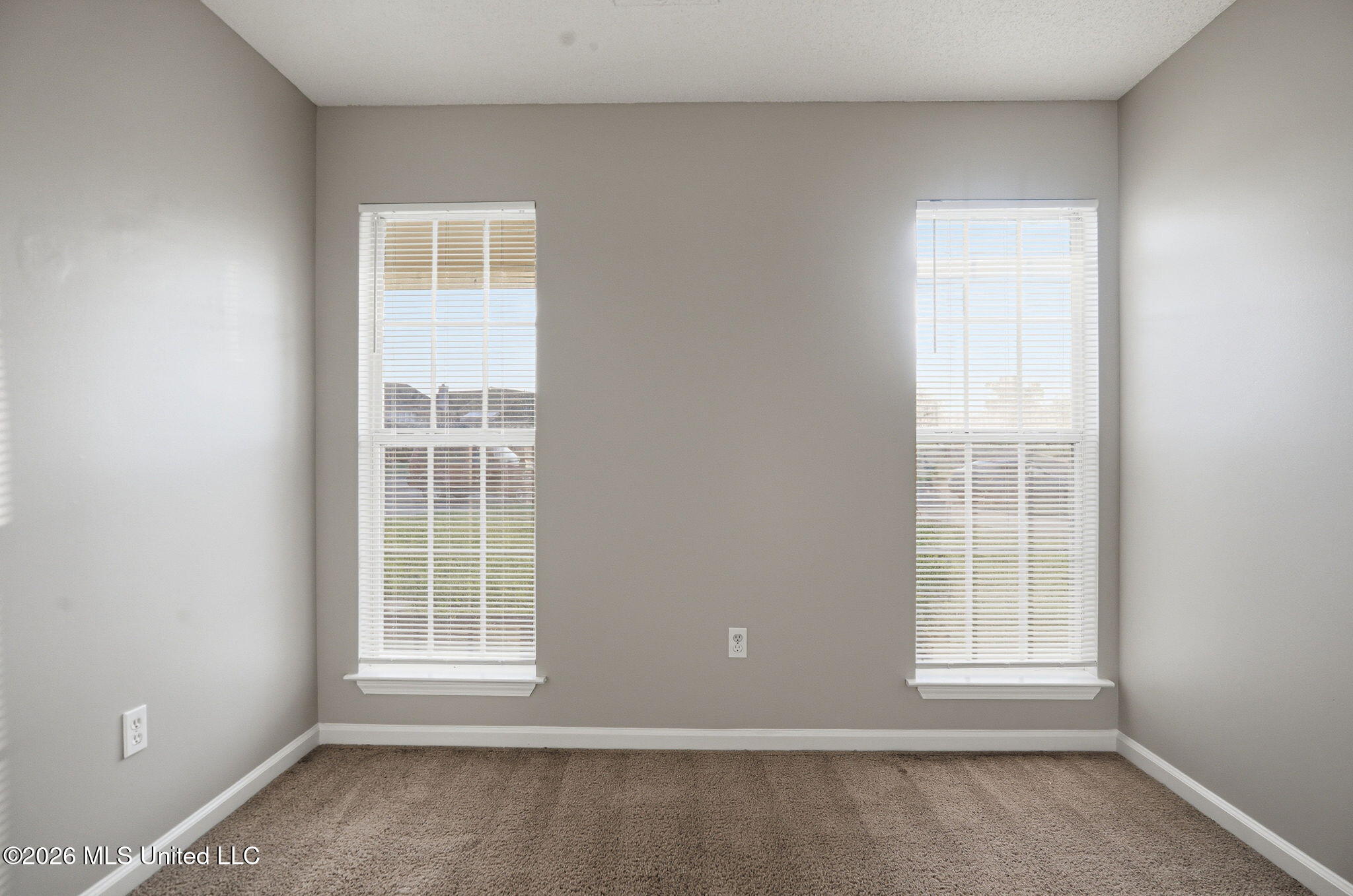 9043 W Triple Crown Loop Property Photo 13