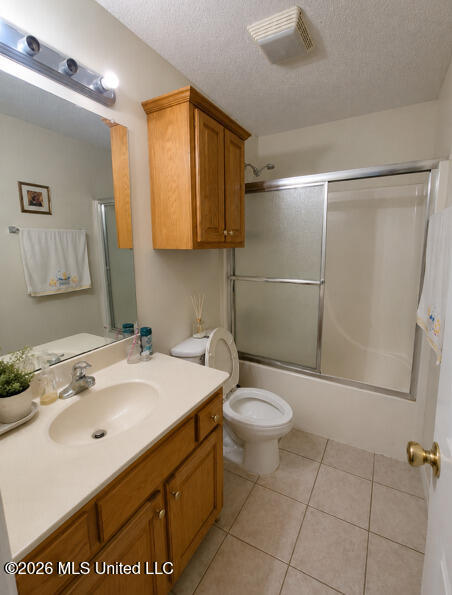 710 S Hill Court Property Photo 7
