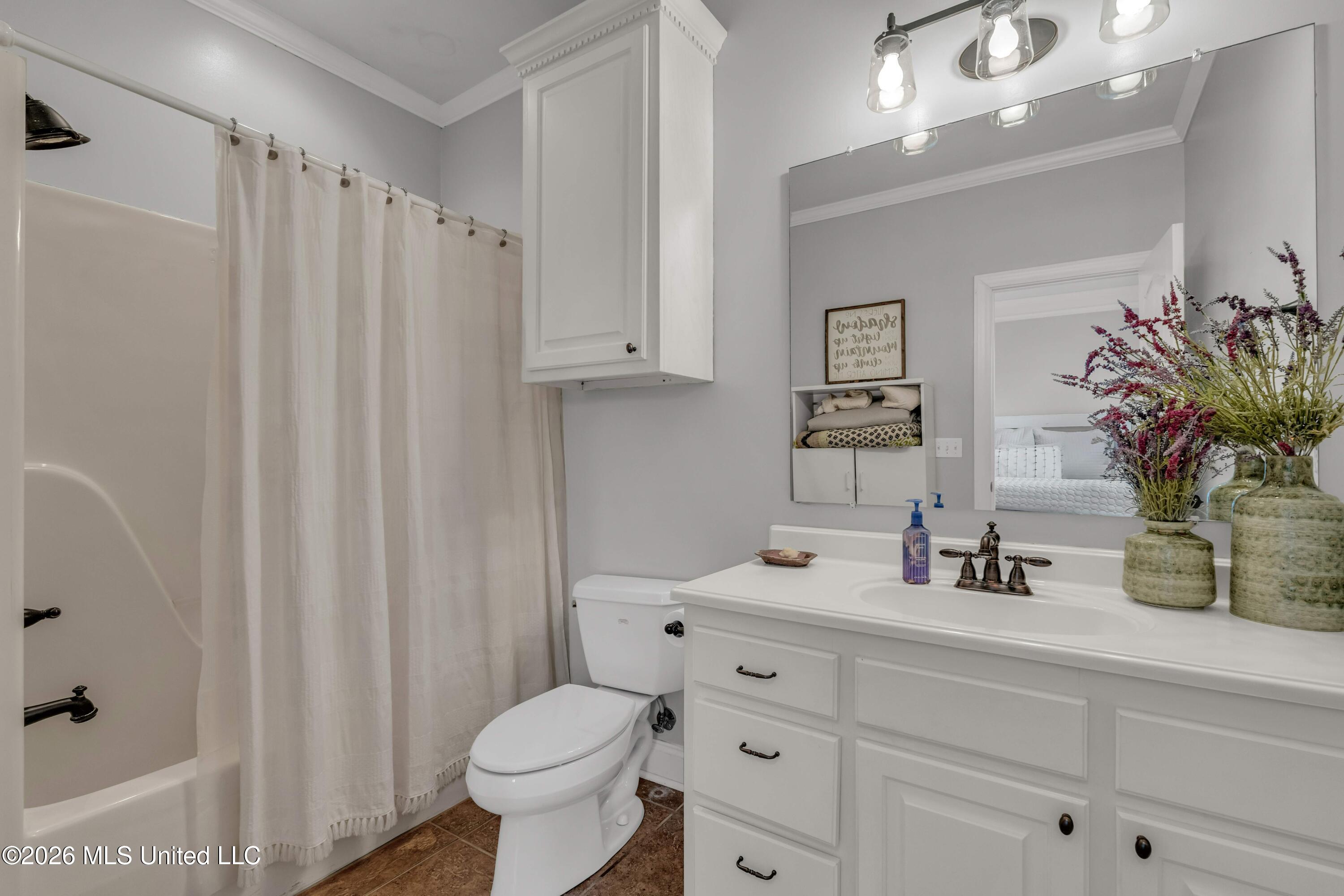 204 Oakmont Road Property Photo 33