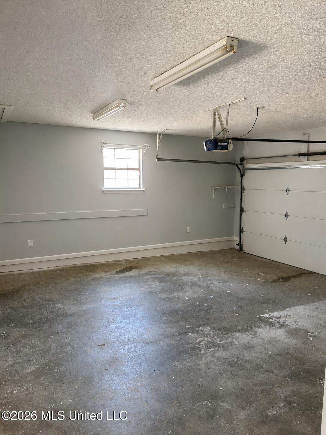 5615 Ahekolo Circle Property Photo 23