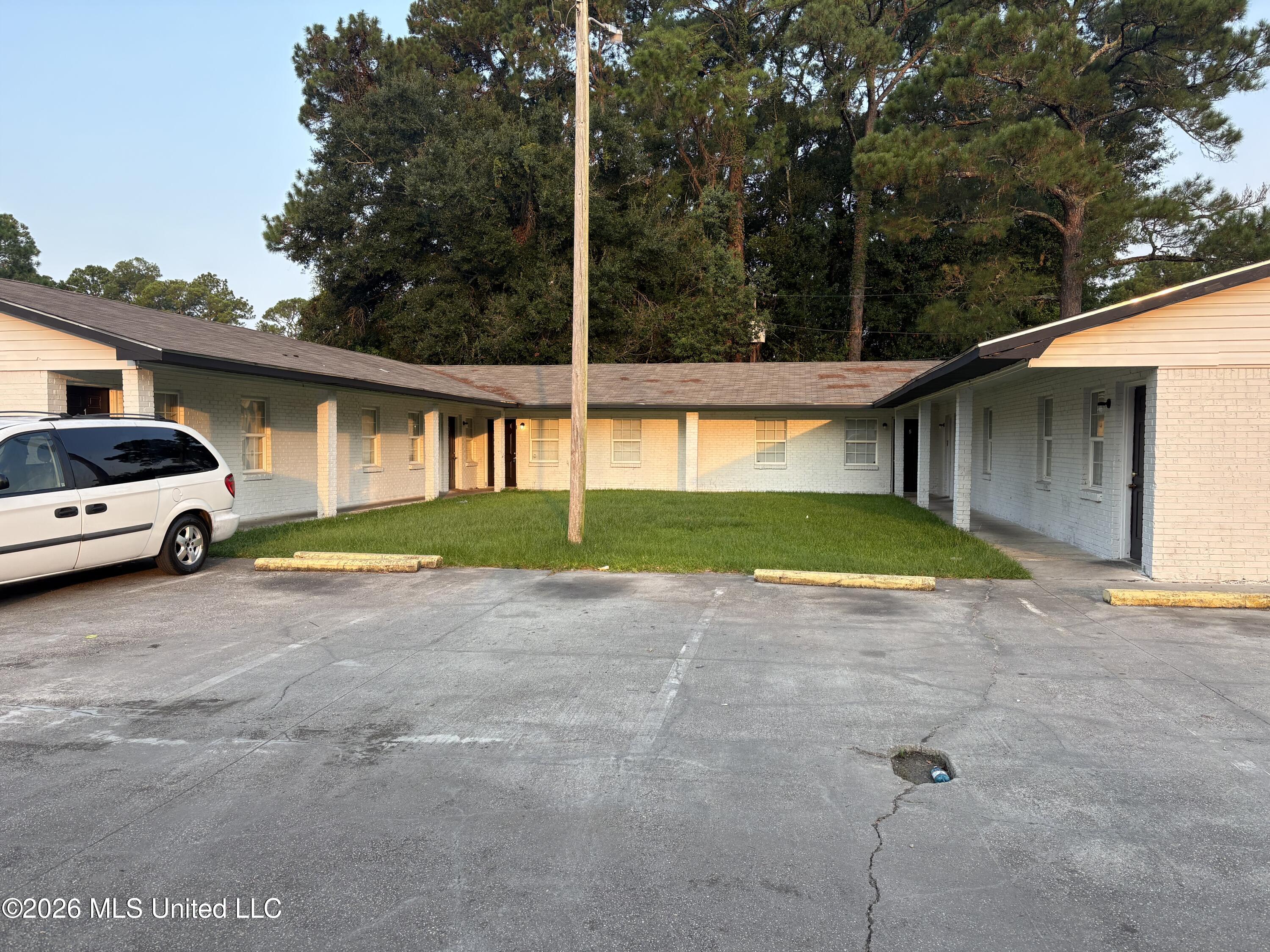 6525 Jasmine Street Property Photo 1