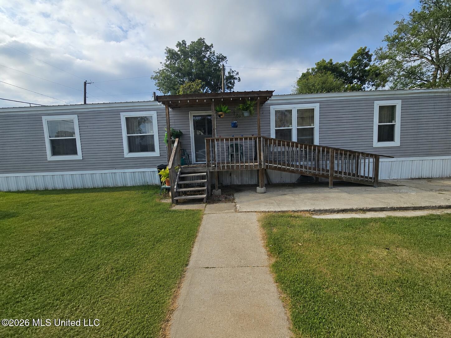 101 Railroad Avenue