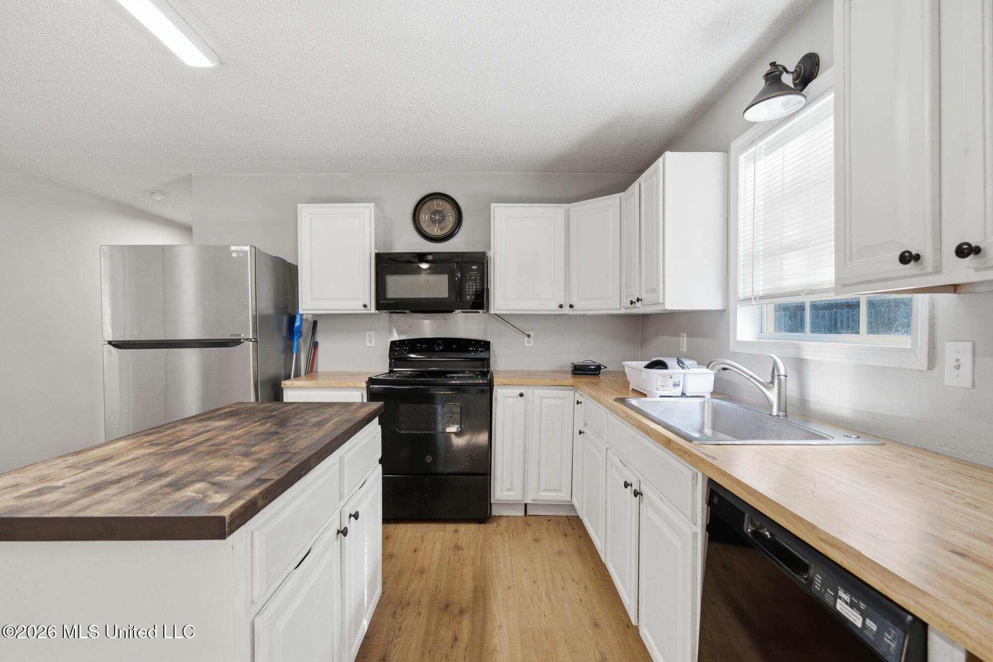 142 App Slade Road Property Photo 4