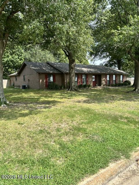 1002 Owen Meadows Street Property Photo 15