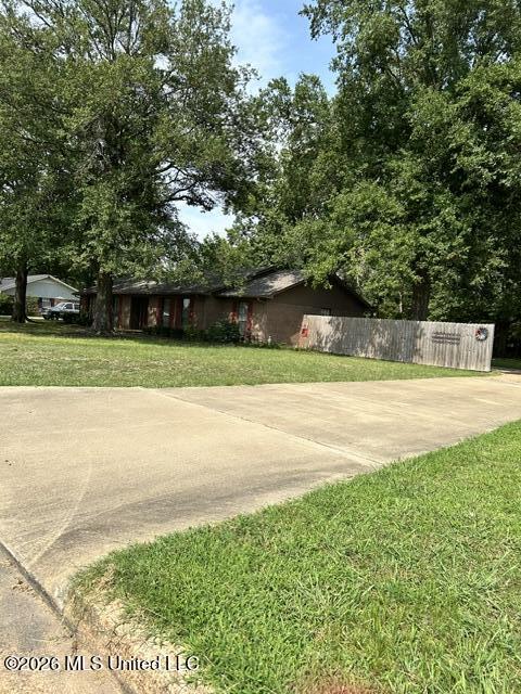 1002 Owen Meadows Street Property Photo 16