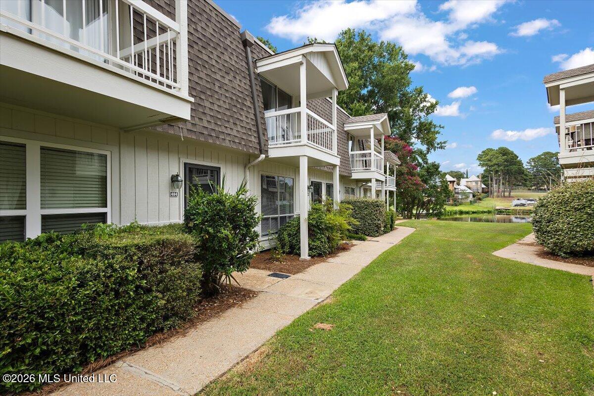 550 Post Road Property Photo 1