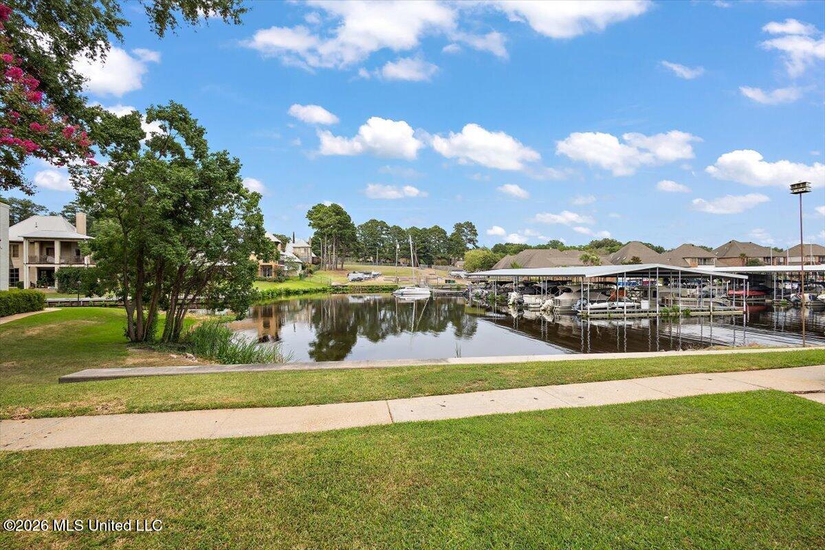 550 Post Road Property Photo 2