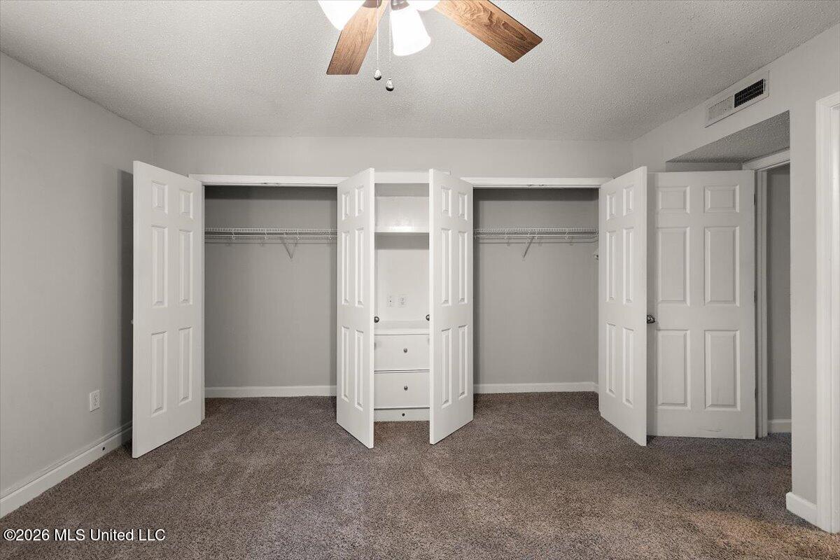 550 Post Road Property Photo 16