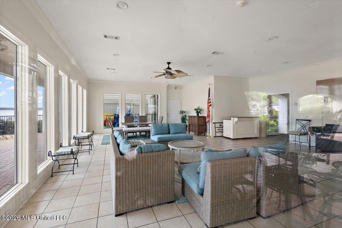 550 Post Road Property Photo 31
