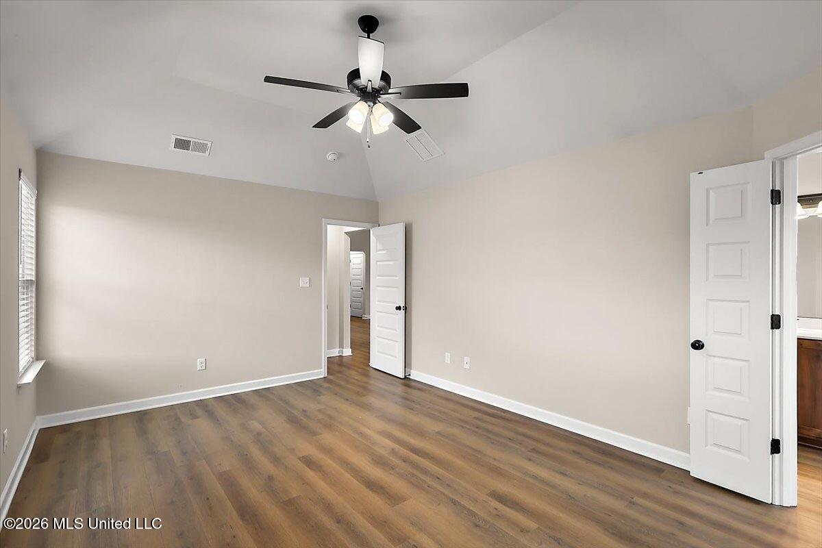2482 Dela Drive Property Photo 15