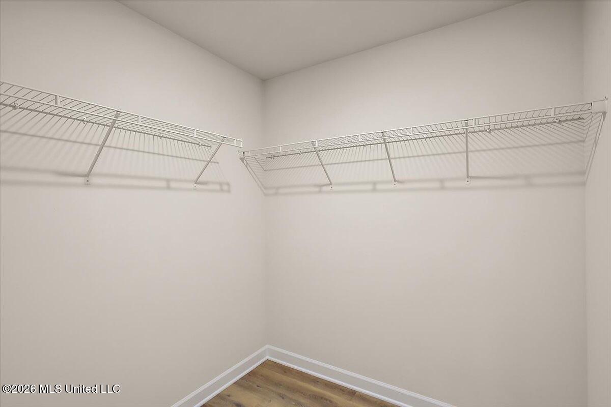 2482 Dela Drive Property Photo 21