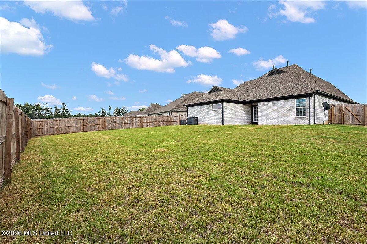 2482 Dela Drive Property Photo 29