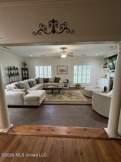 157 Sims Cove Property Photo 4