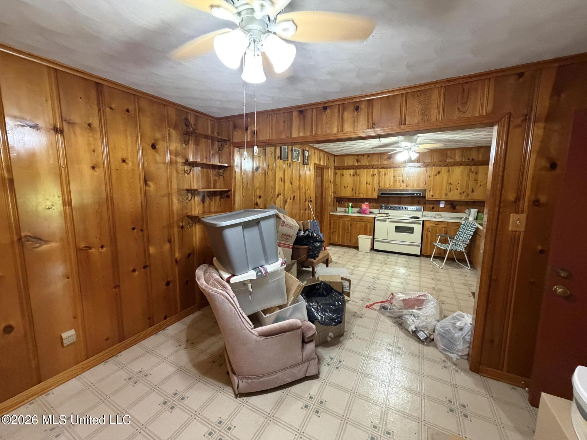 16471 Boundary Drive Property Photo 11