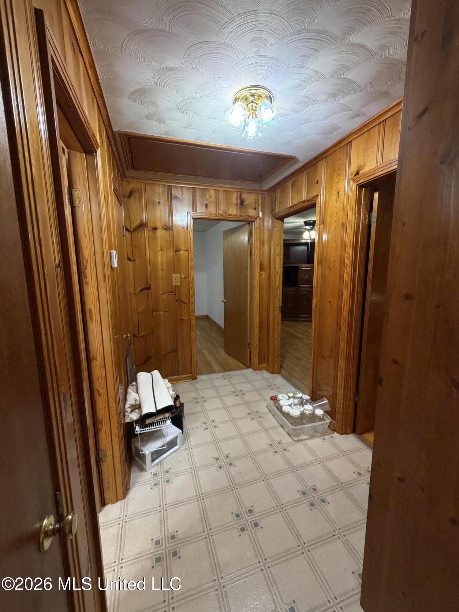 16471 Boundary Drive Property Photo 13