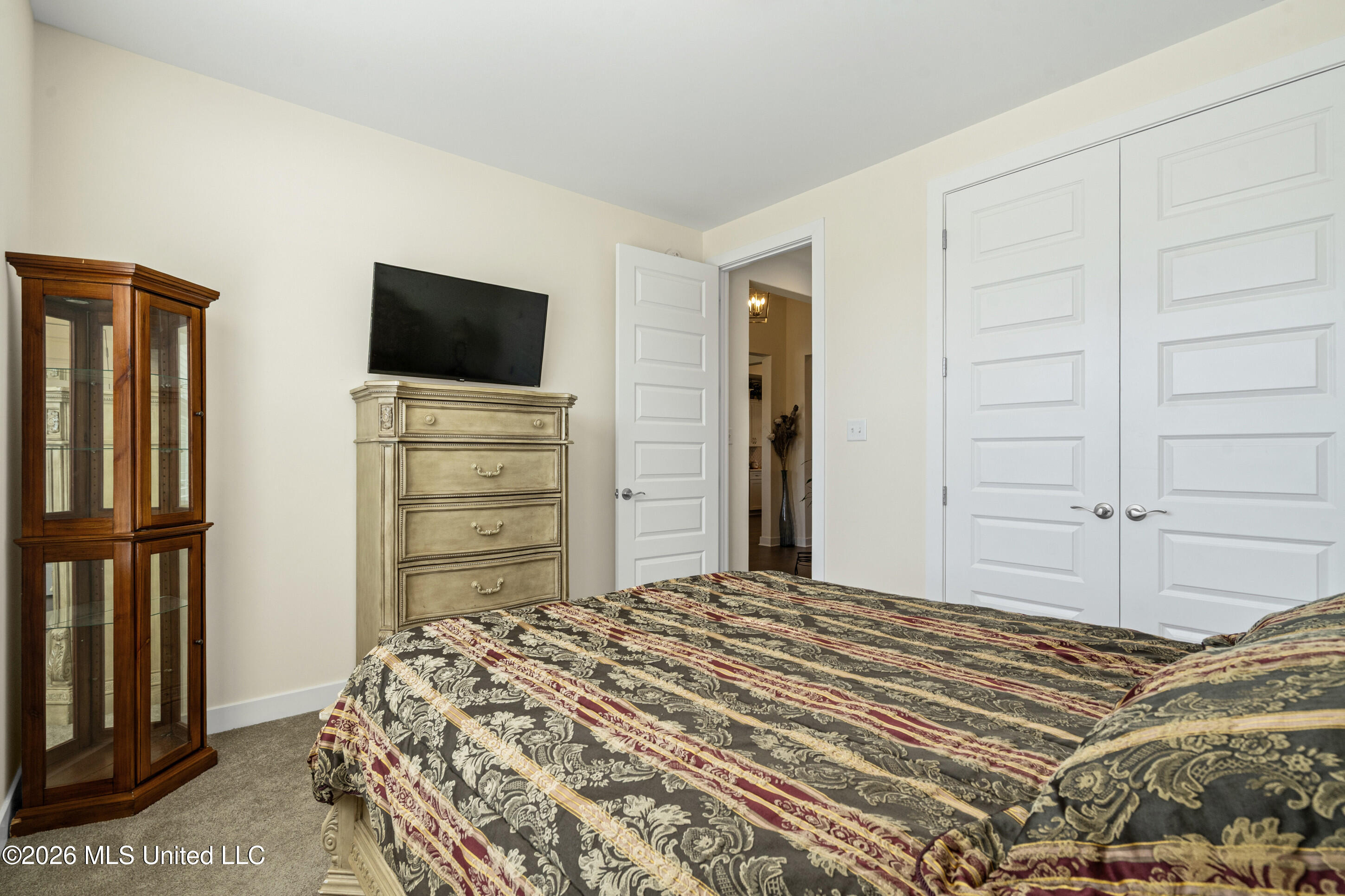 6763 W Sunrise Loop Property Photo 13