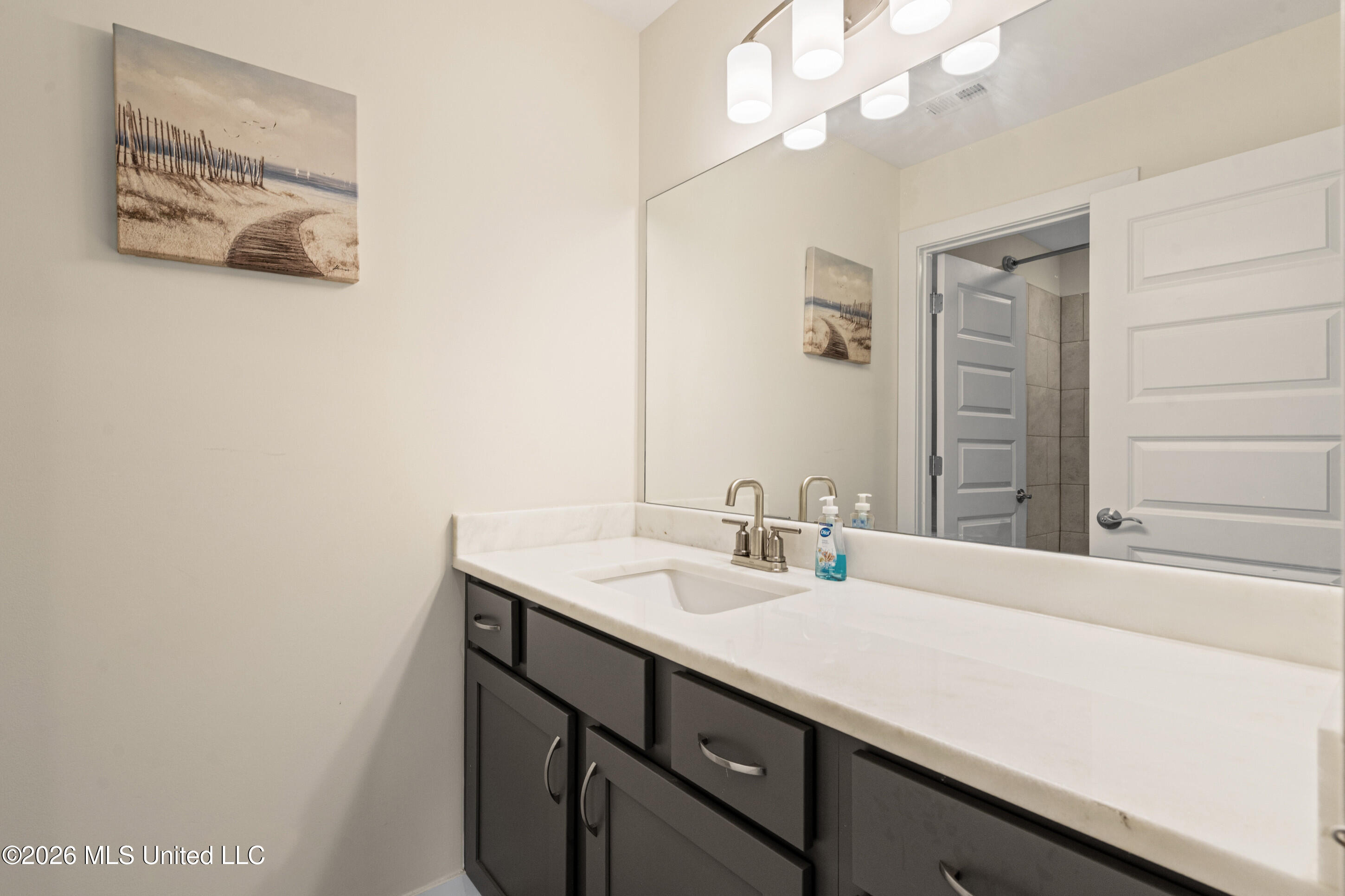 6763 W Sunrise Loop Property Photo 21