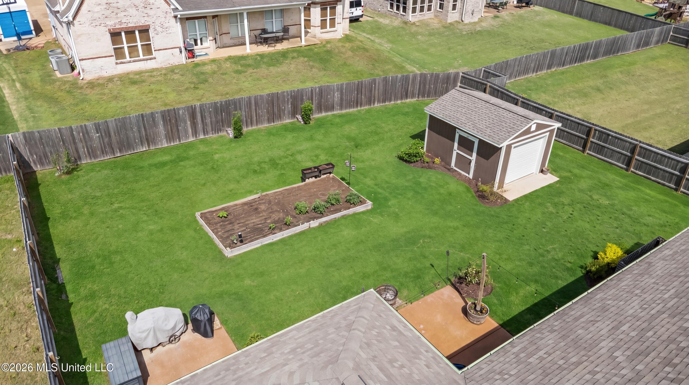6763 W Sunrise Loop Property Photo 36
