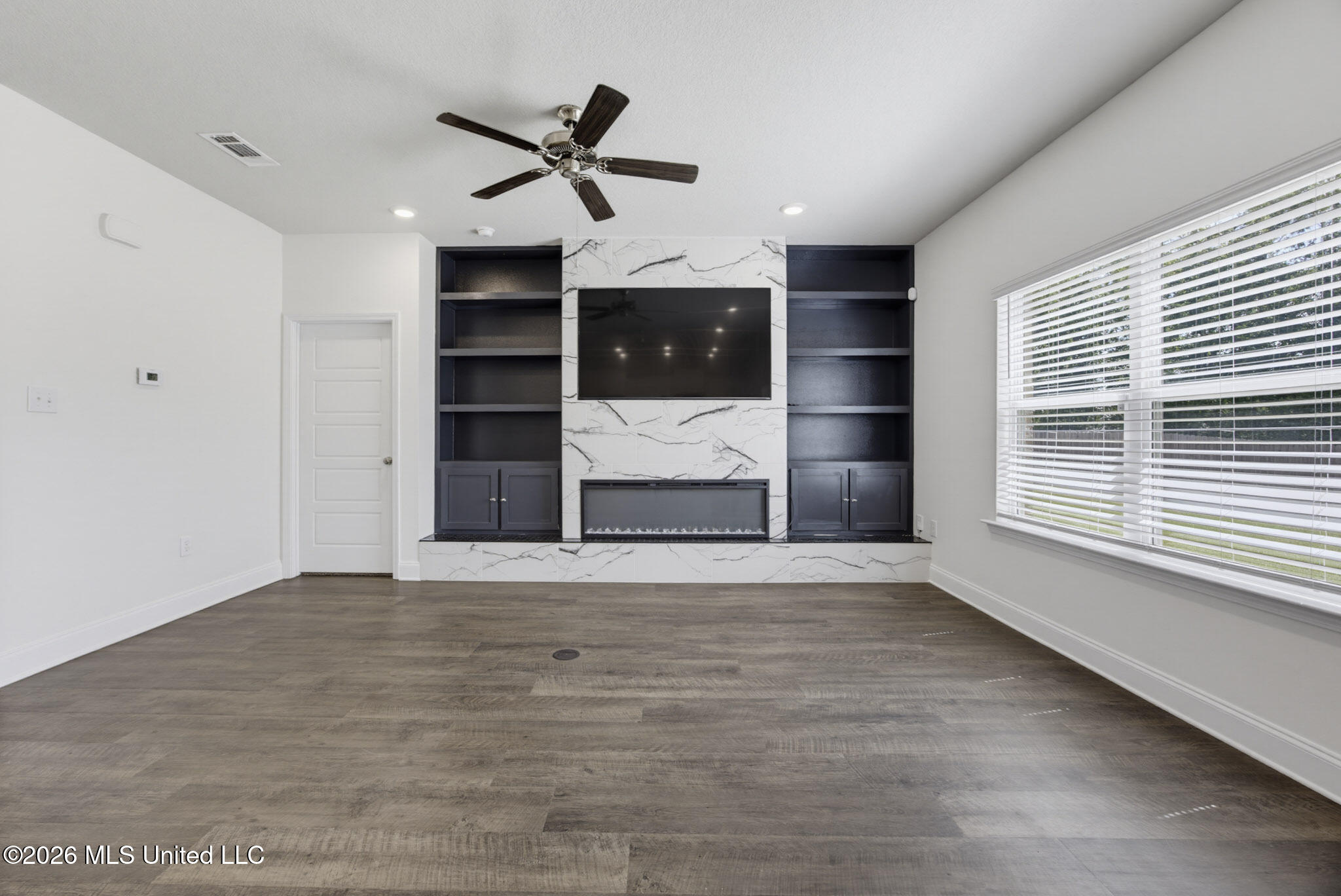 11585 Paige Cove Property Photo 10