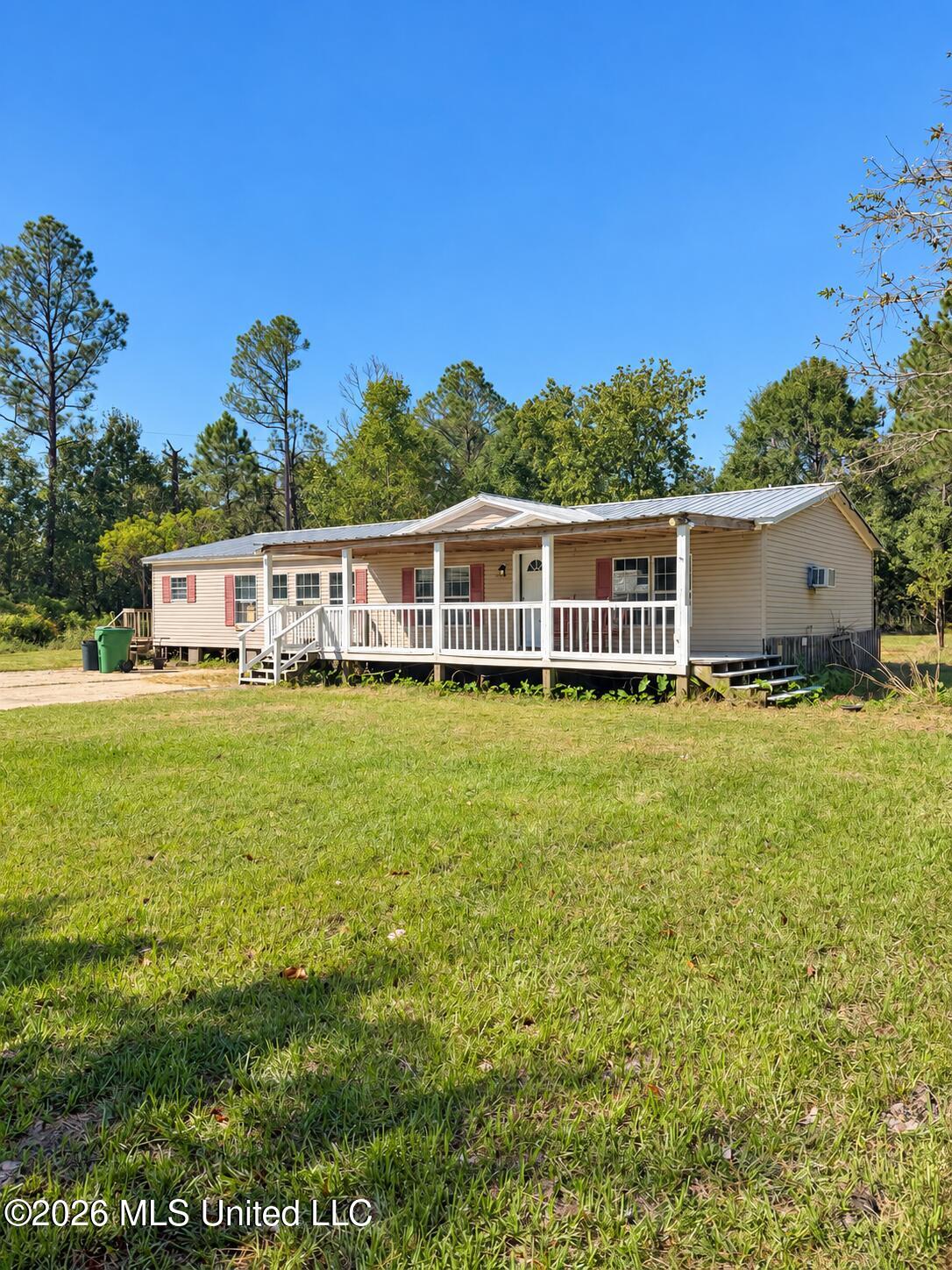 18206 Robinson Road Property Photo 2
