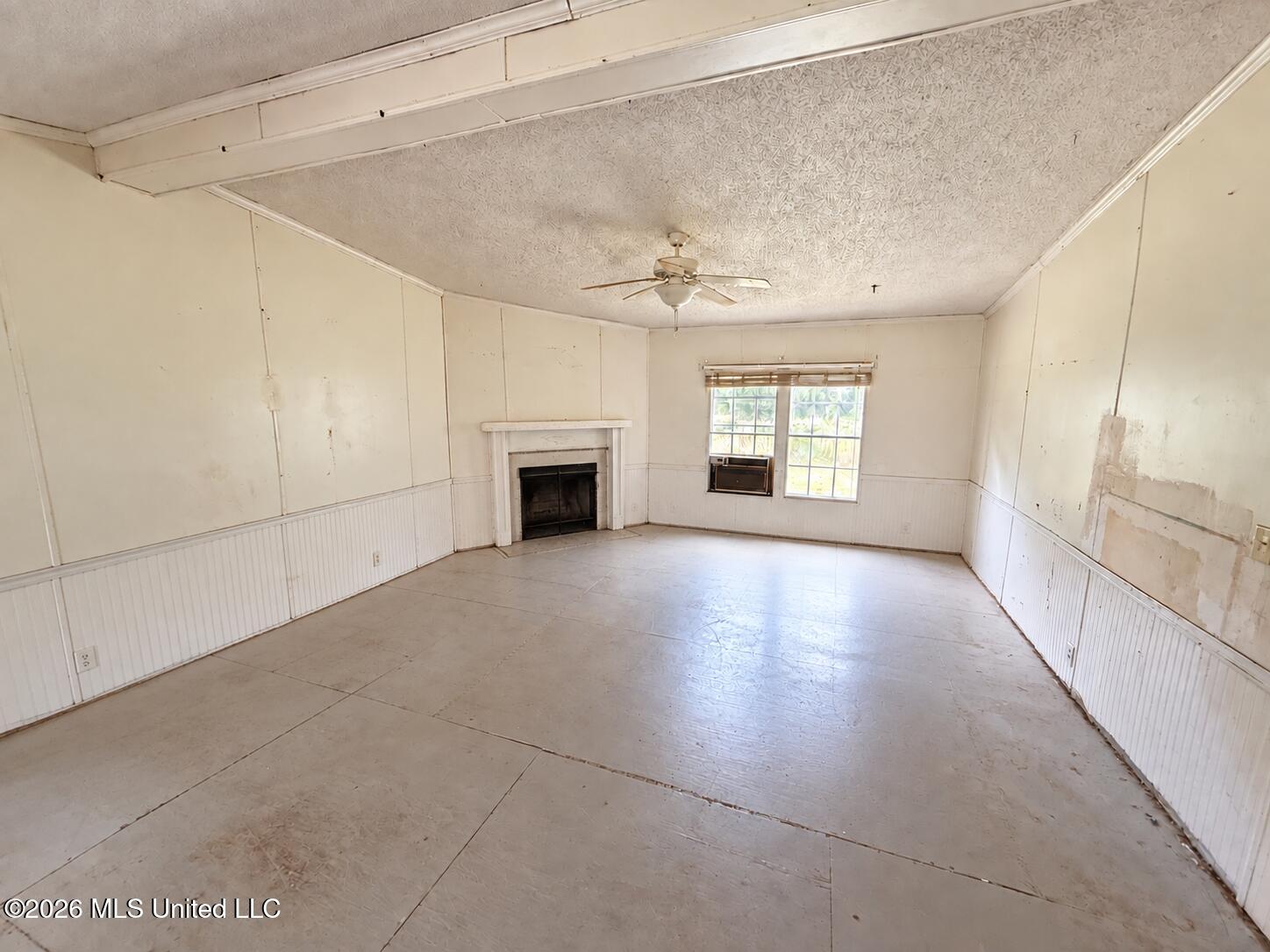 18206 Robinson Road Property Photo 4