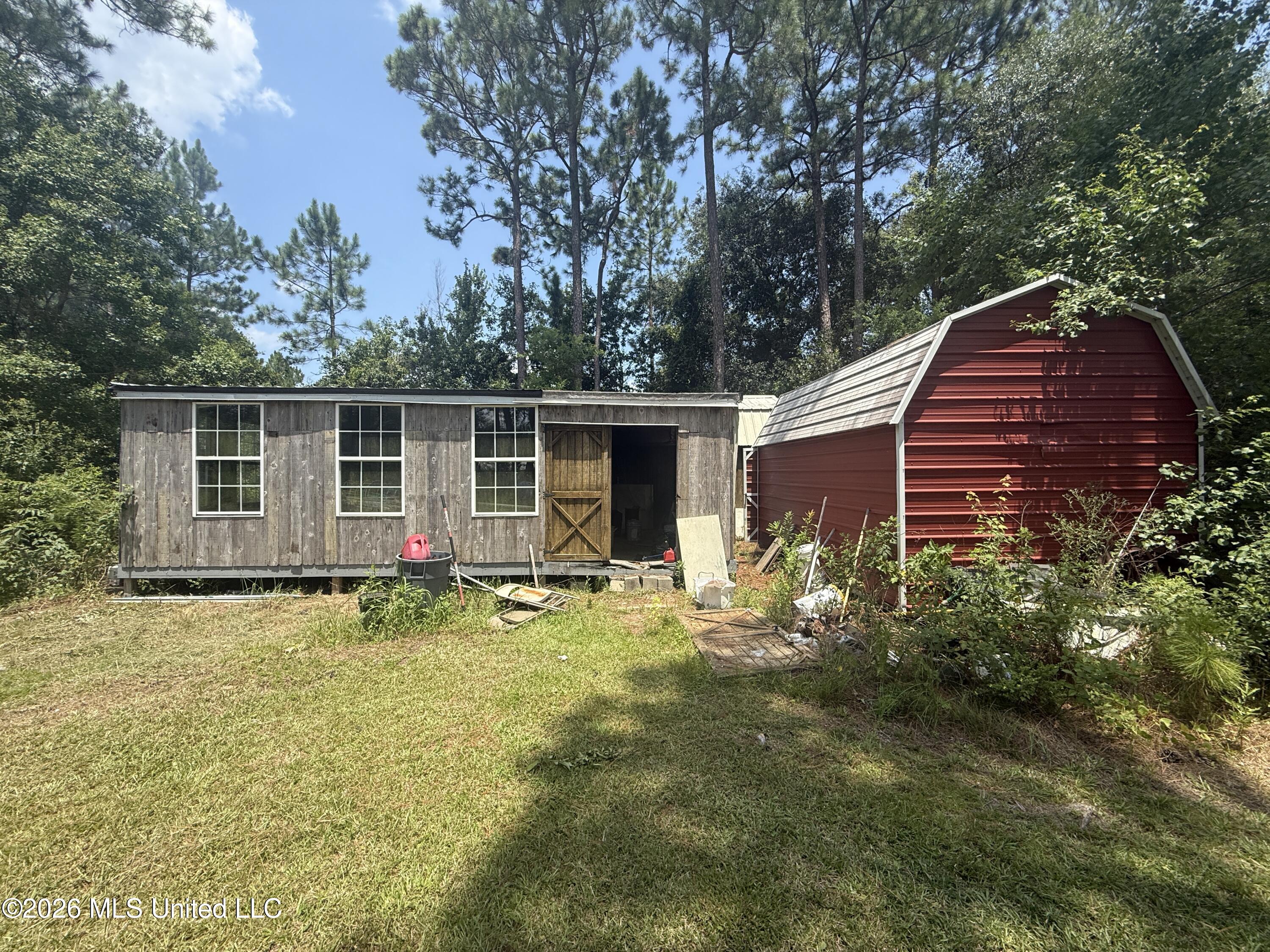18206 Robinson Road Property Photo 11