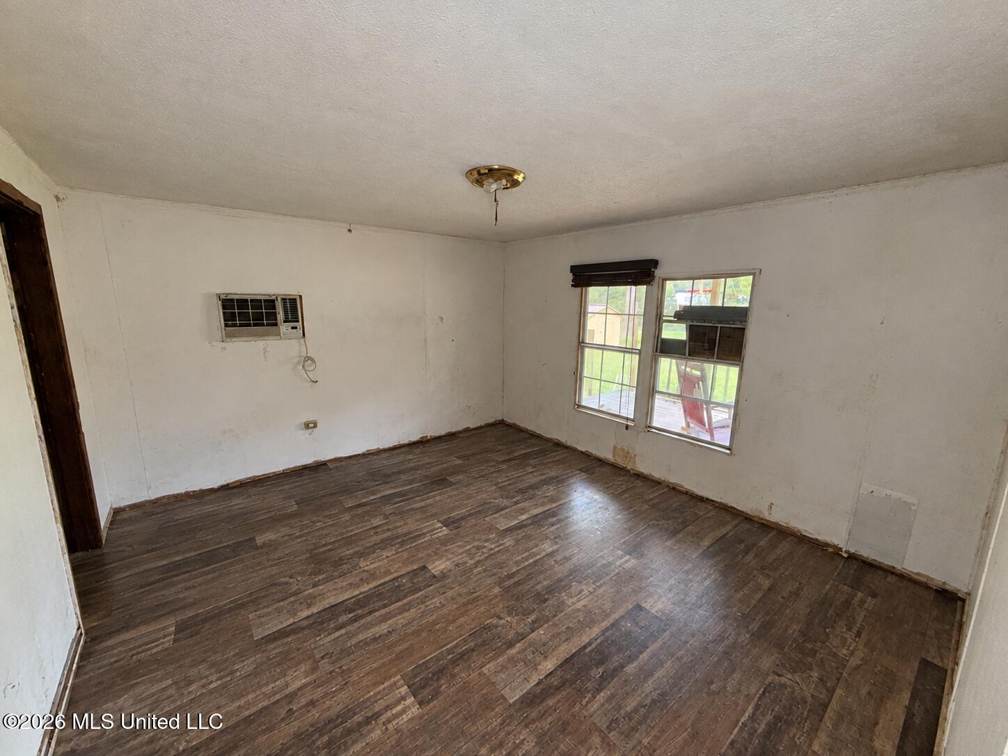 18206 Robinson Road Property Photo 11