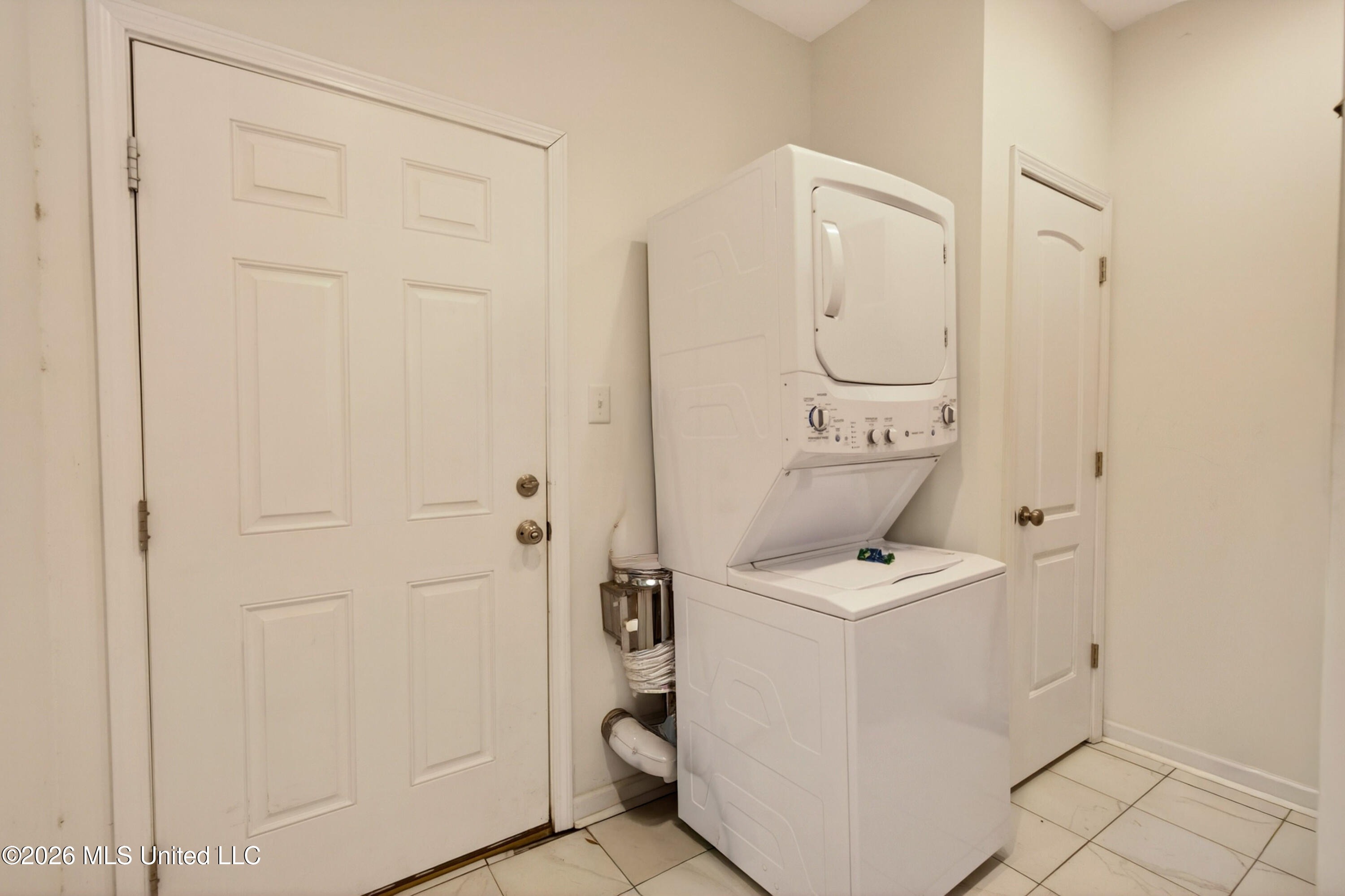 153 Markham Drive Property Photo 27
