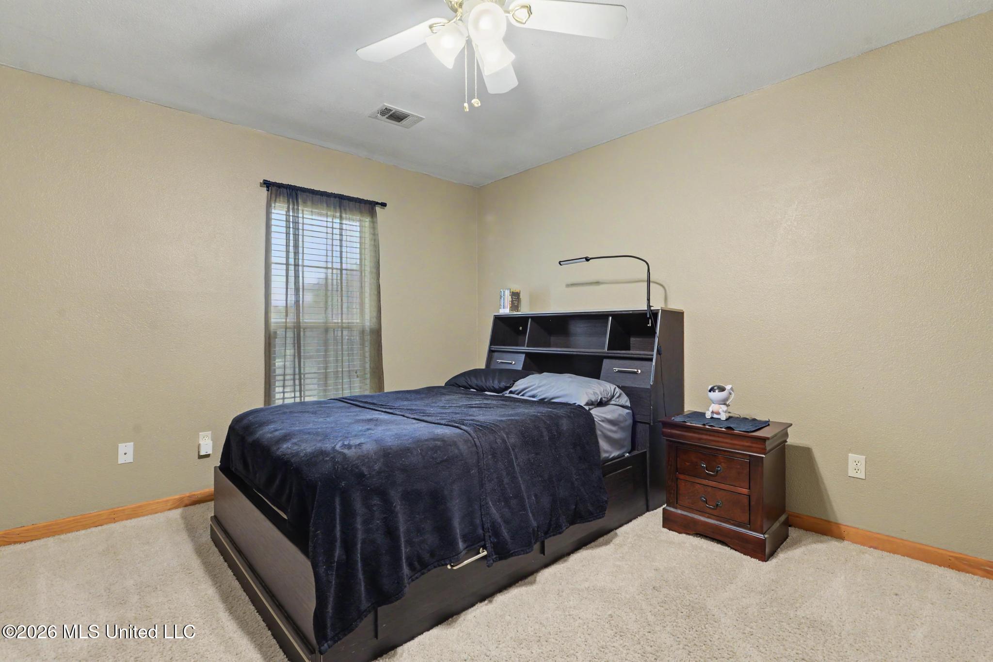 19273 Hunters Bend Drive Property Photo 21