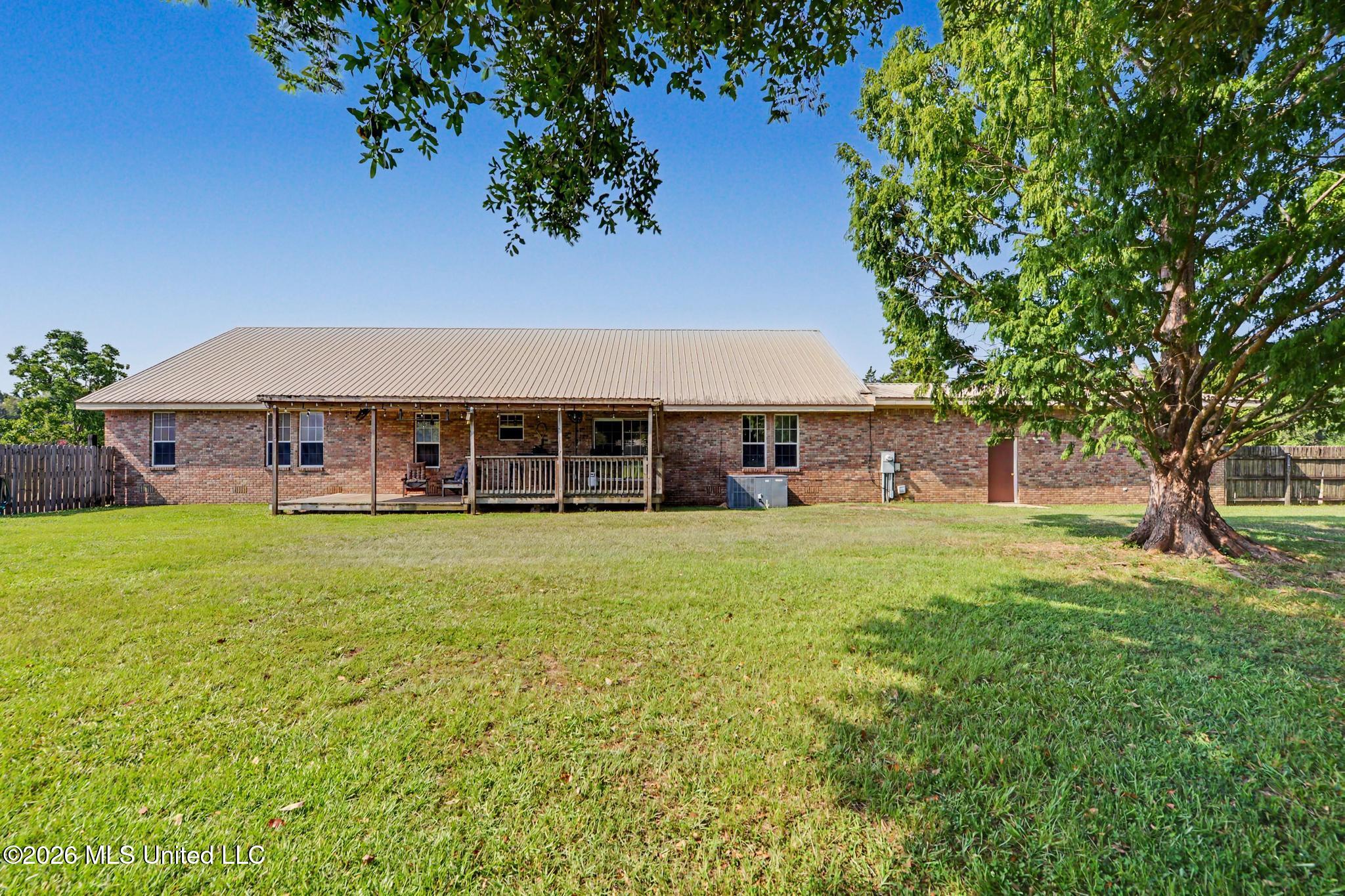 19273 Hunters Bend Drive Property Photo 30