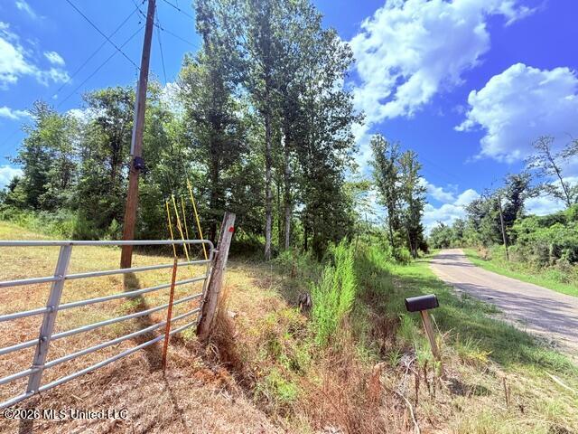 261 E Salem Road Property Photo 3