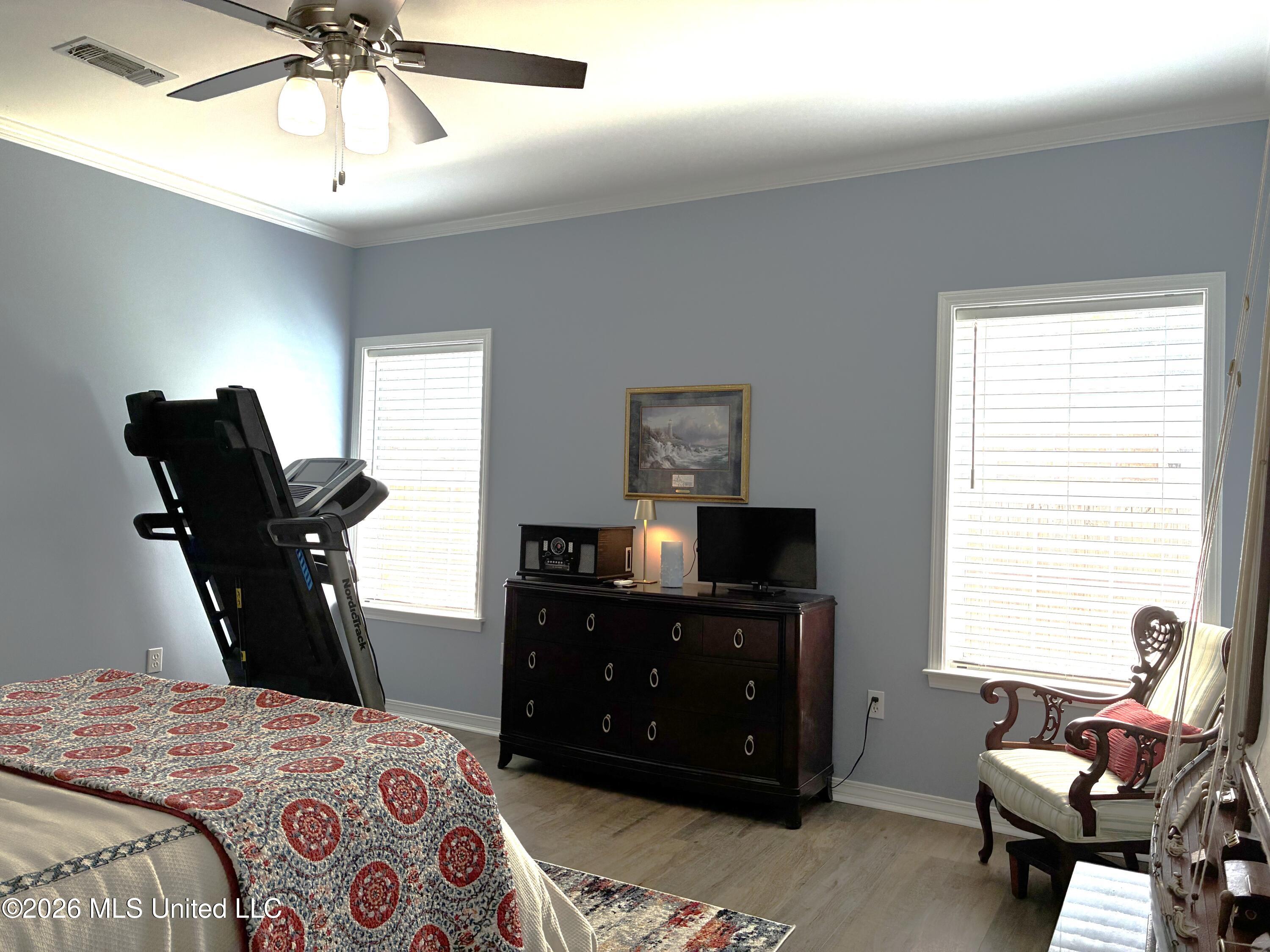 687 Hilo Way Property Photo 17