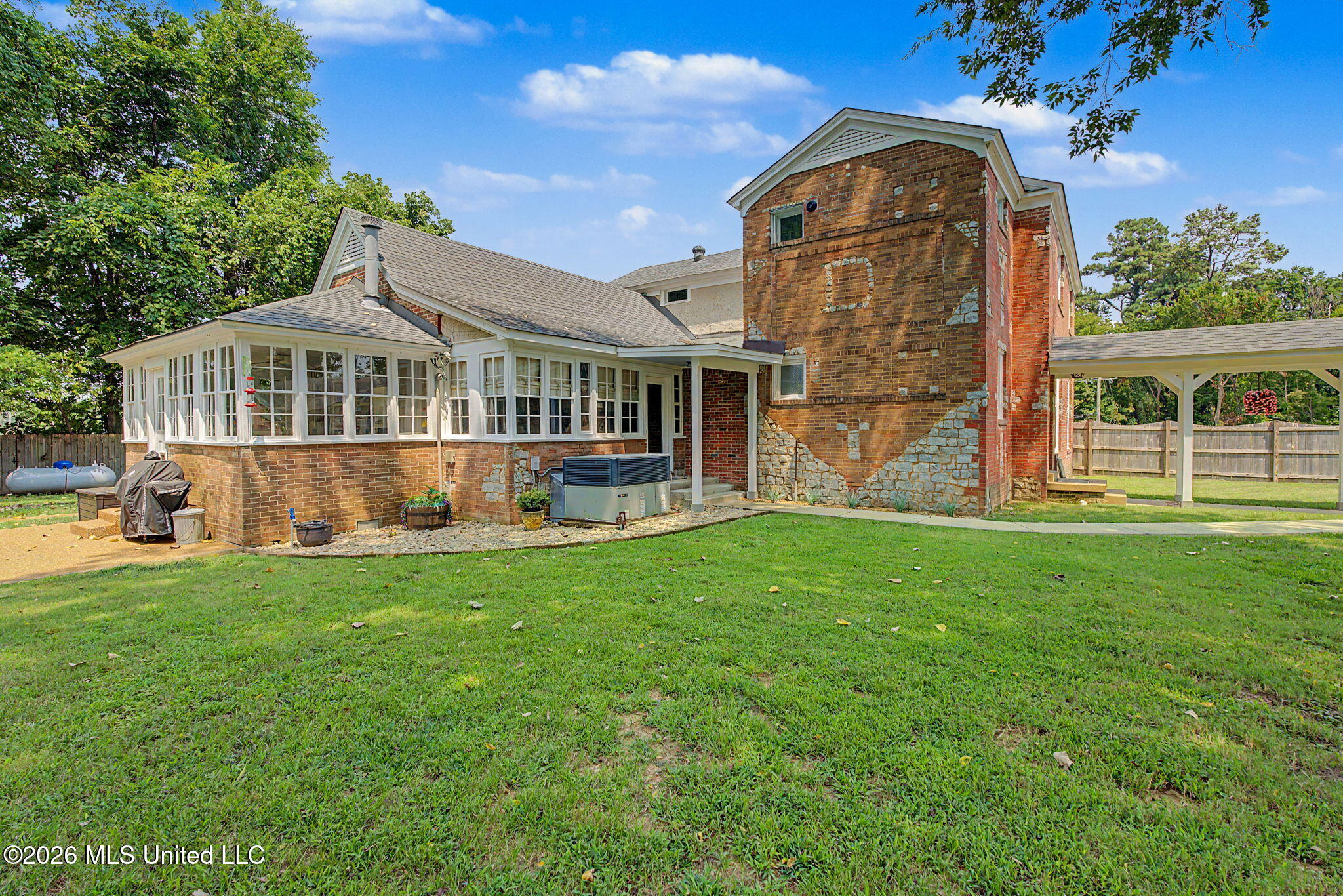 8911 W Commerce Street Property Photo 50