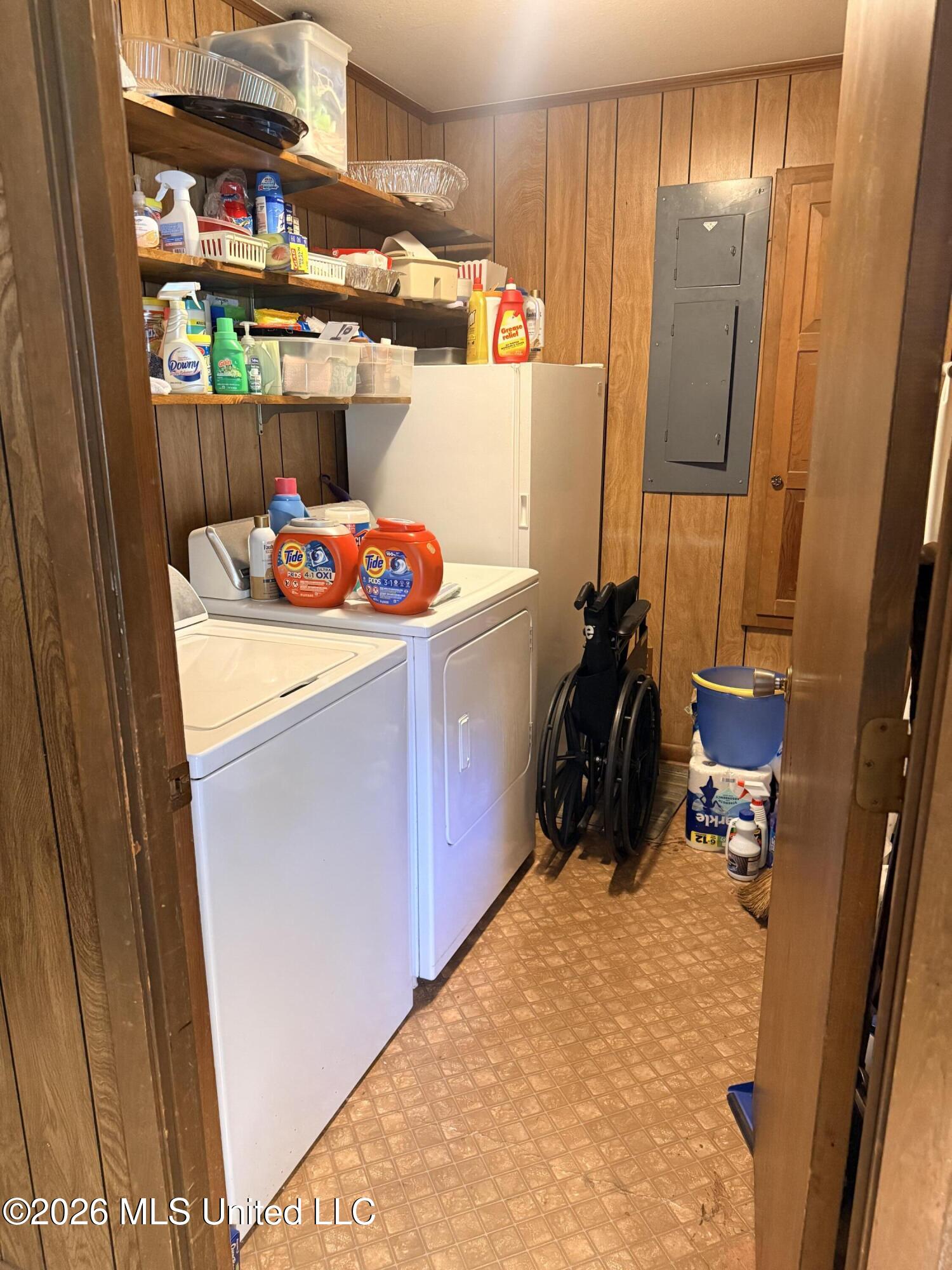513 Charles Street Property Photo 16
