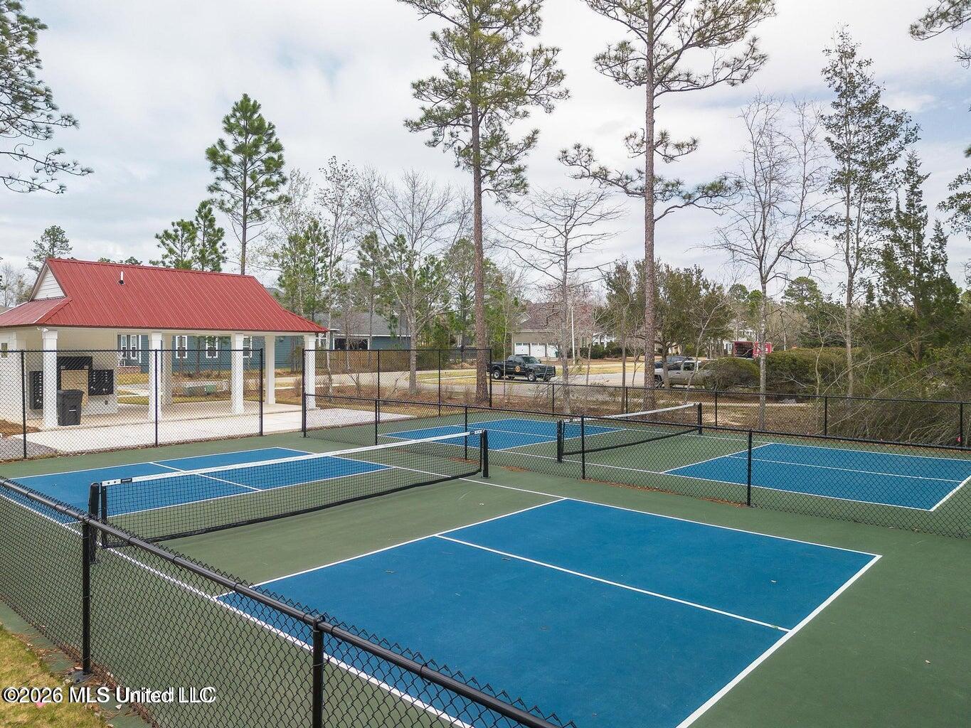 12498 Star Lane Property Photo 35